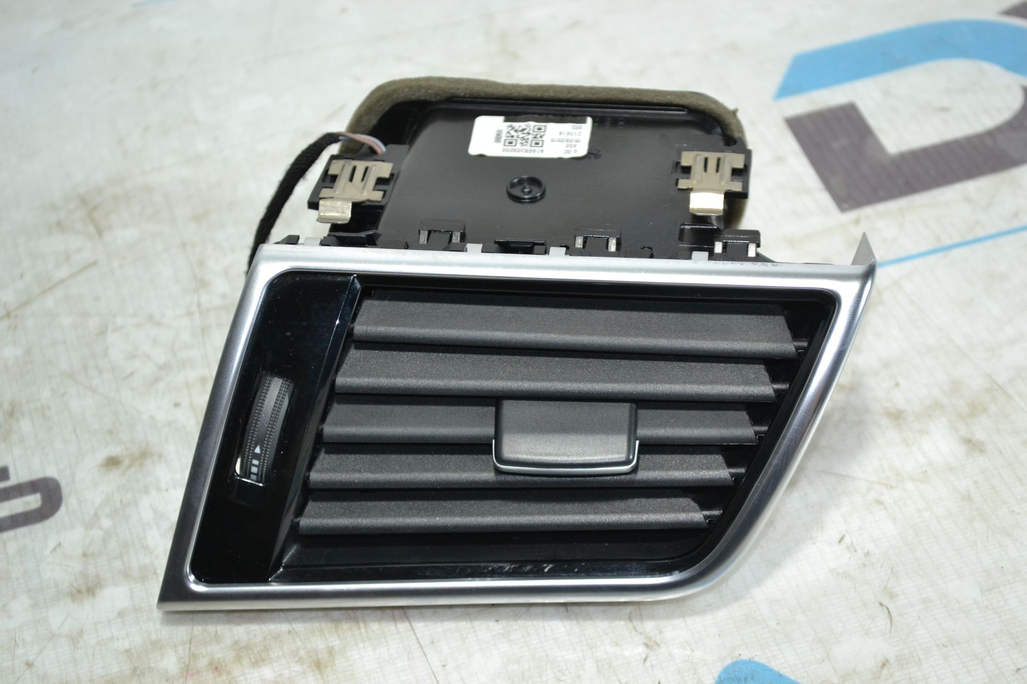 https://ycs.partsauto.market/partsauto-images/thmbs/userImages/b7628e092085f1f91467af1afb6e7630/part/cf0a385f-dfbd-4ed7-a6d0-92fd9e94373a_1784037302715.jpg