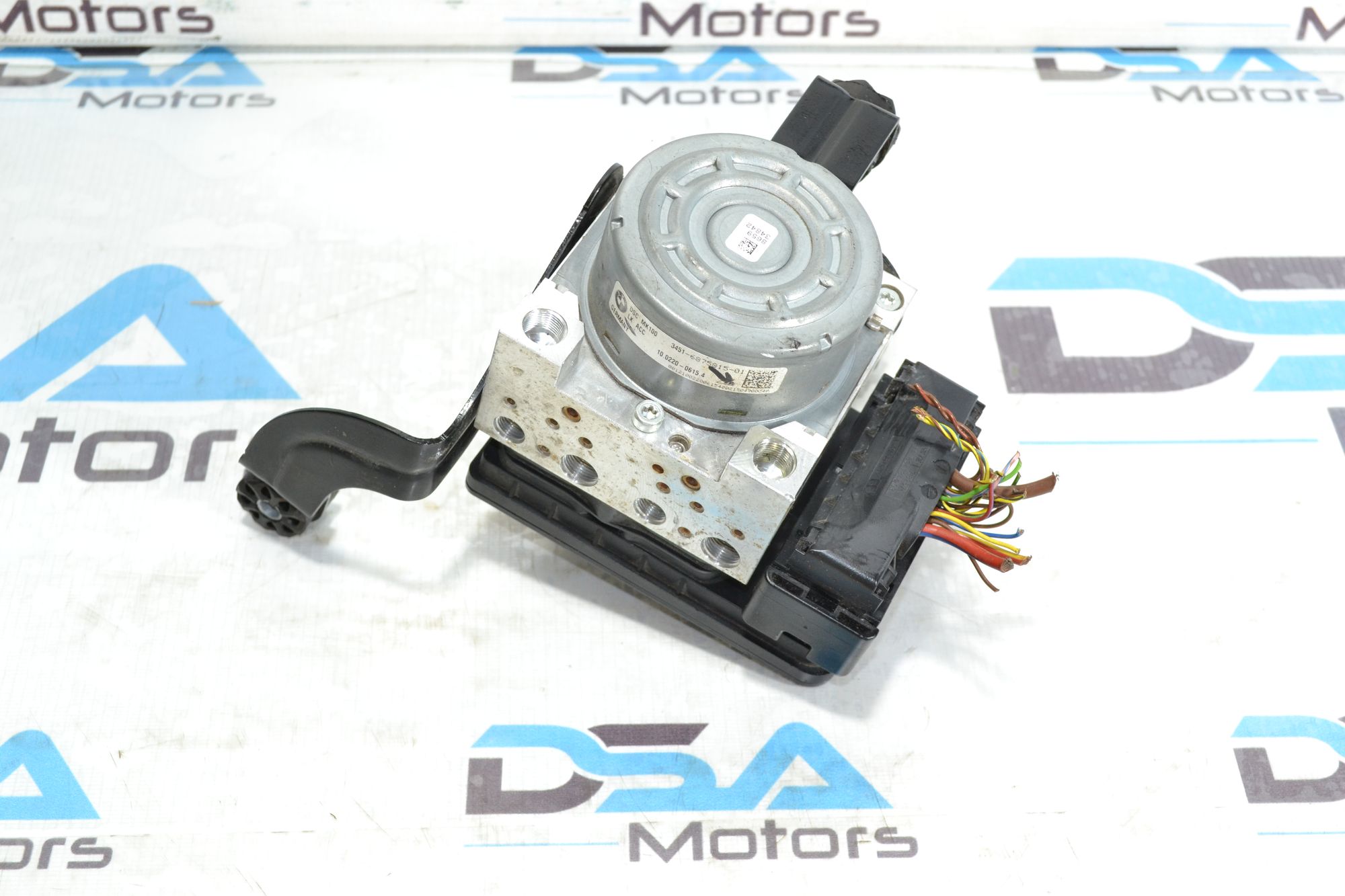 https://ycs.partsauto.market/partsauto-images/thmbs/userImages/b7628e092085f1f91467af1afb6e7630/part/cf425115-2cc1-43f4-8f4f-eb15bf325b18_1780640064278.jpg
