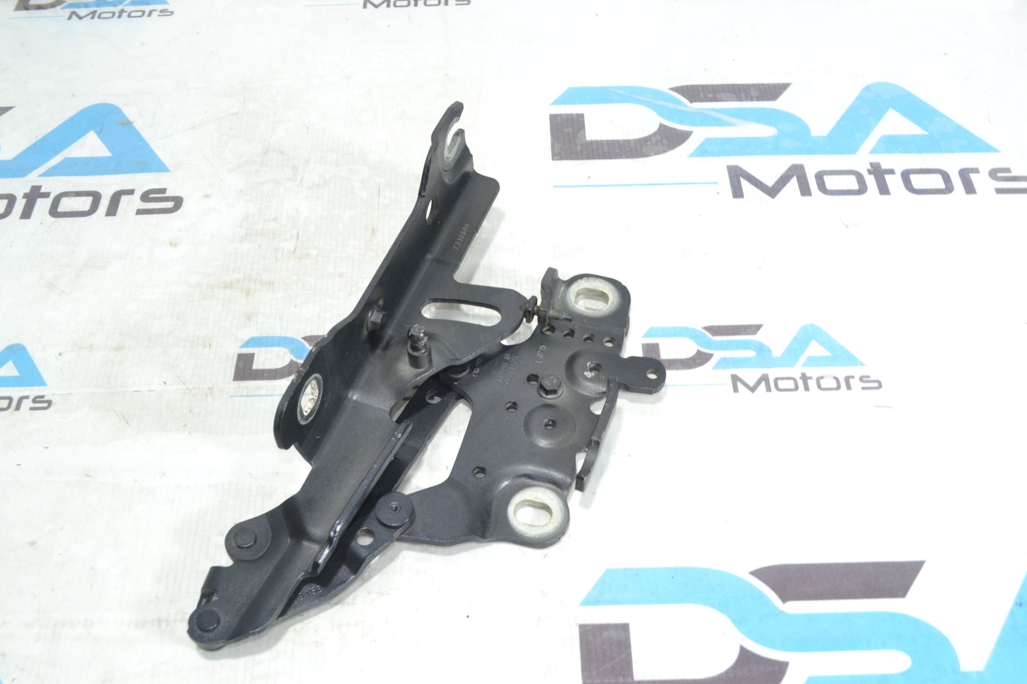 https://ycs.partsauto.market/partsauto-images/thmbs/userImages/b7628e092085f1f91467af1afb6e7630/part/cf6665f7-008d-4ee3-b4ee-9f2e0a848a4f_1781169484723.jpg
