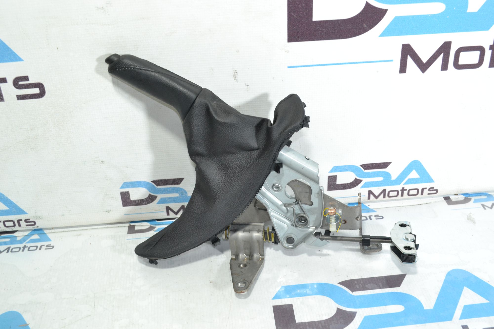https://ycs.partsauto.market/partsauto-images/thmbs/userImages/b7628e092085f1f91467af1afb6e7630/part/cf8c6a96-7fad-48fc-90be-390294543ed2_1780405234189.jpg