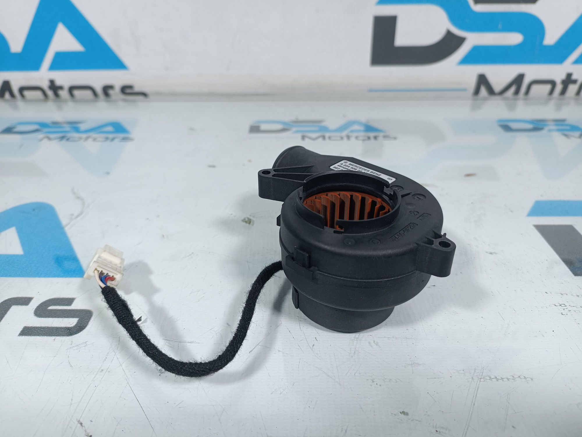 https://ycs.partsauto.market/partsauto-images/thmbs/userImages/b7628e092085f1f91467af1afb6e7630/part/d053ade8-8356-48c3-9d95-dde97bce7a71_1708283915865.jpg