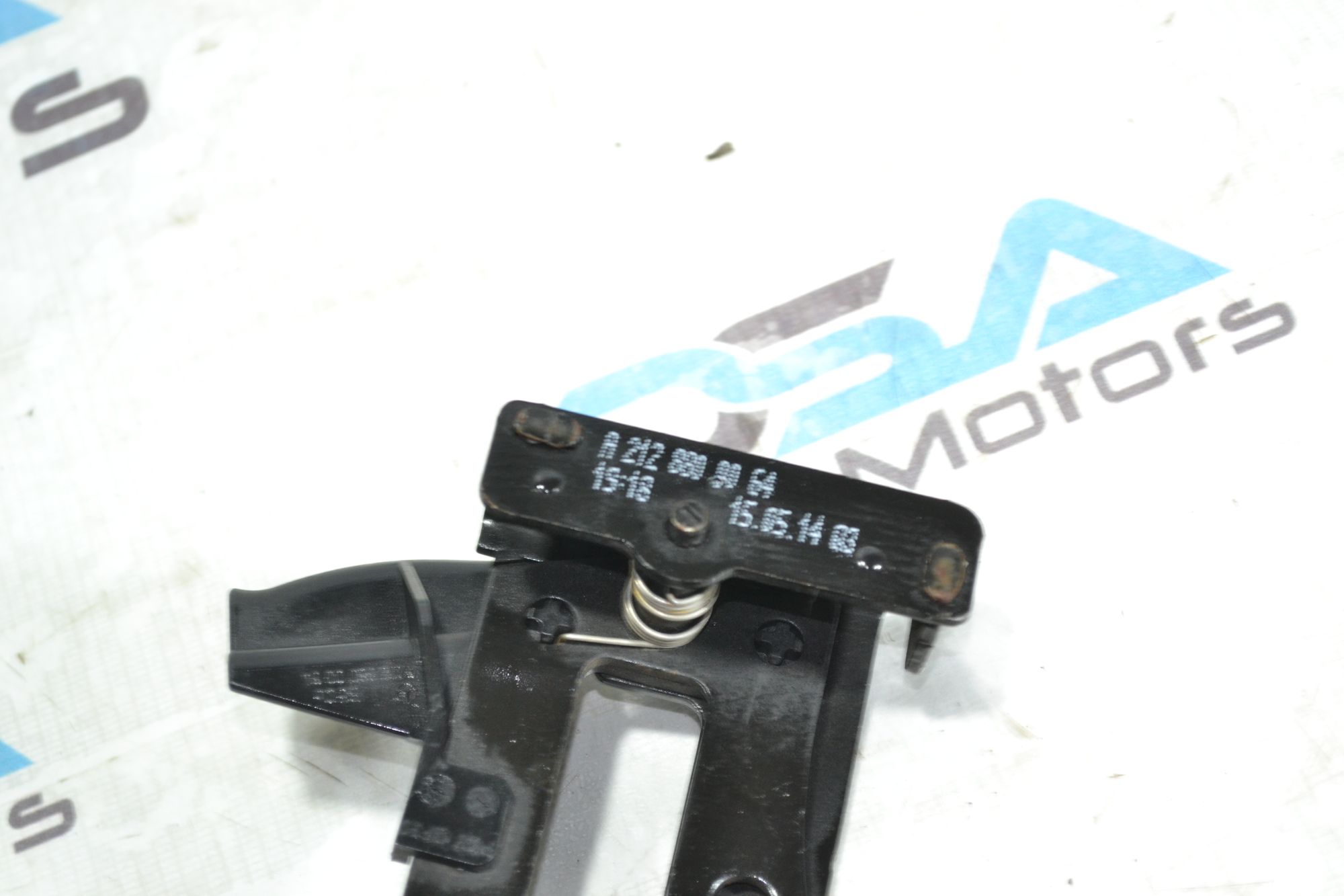 https://ycs.partsauto.market/partsauto-images/thmbs/userImages/b7628e092085f1f91467af1afb6e7630/part/d0f026ae-5846-4c03-97cd-4c5c461b3619_1780927593160.jpg