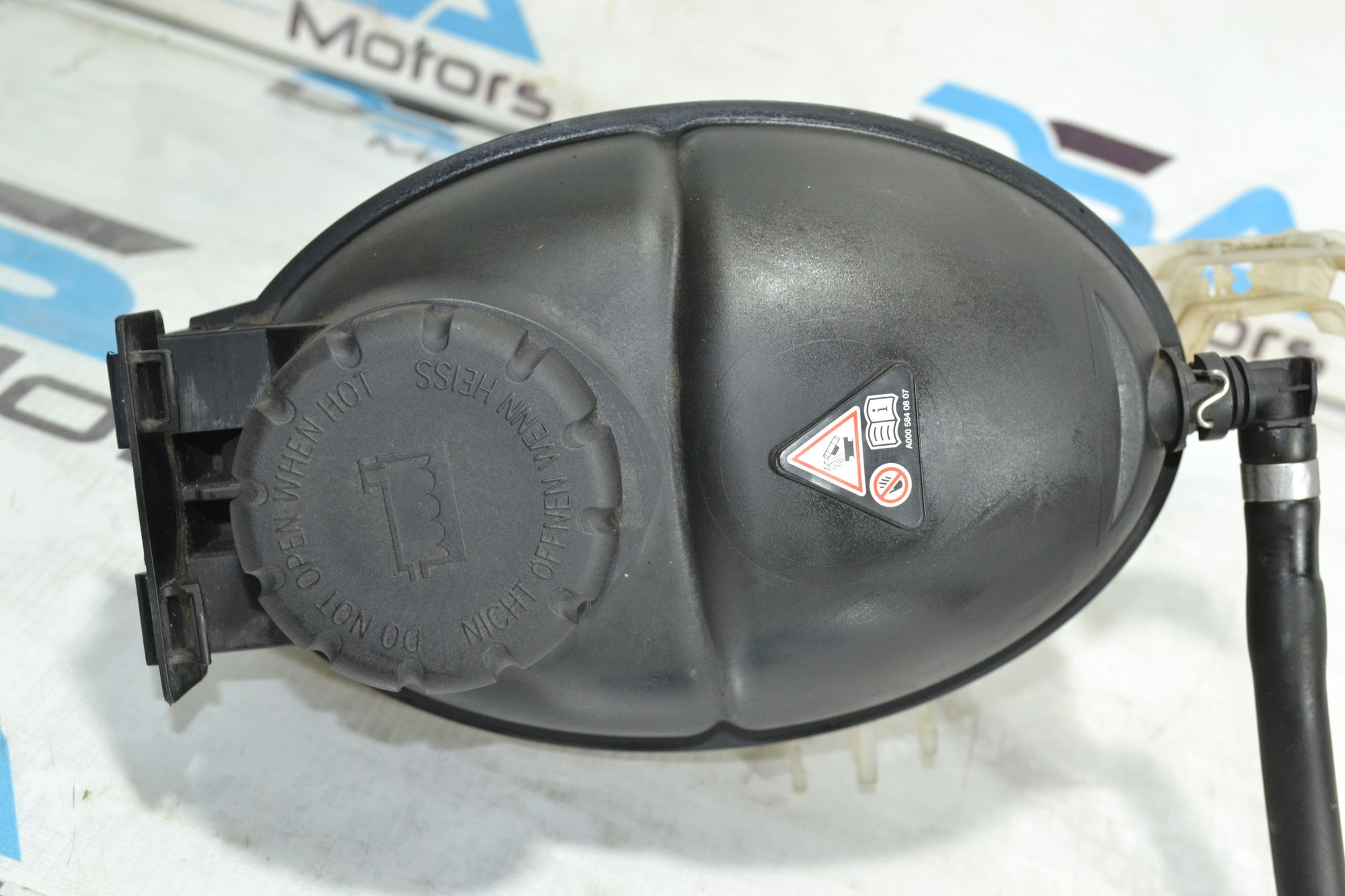 https://ycs.partsauto.market/partsauto-images/thmbs/userImages/b7628e092085f1f91467af1afb6e7630/part/d0f186e4-e118-4d7f-86e0-97a16313d883_1779795158418.jpg