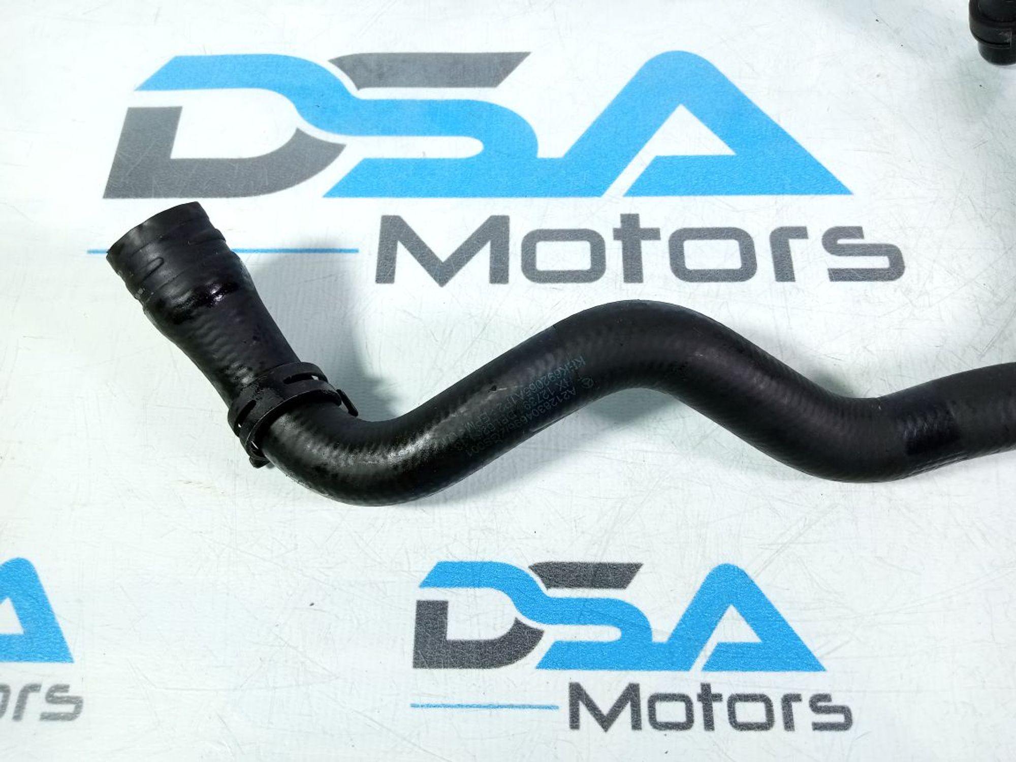 https://ycs.partsauto.market/partsauto-images/thmbs/userImages/b7628e092085f1f91467af1afb6e7630/part/d158f97e-9a8a-4d2d-902e-b72de80b42af_1744737893163.jpg