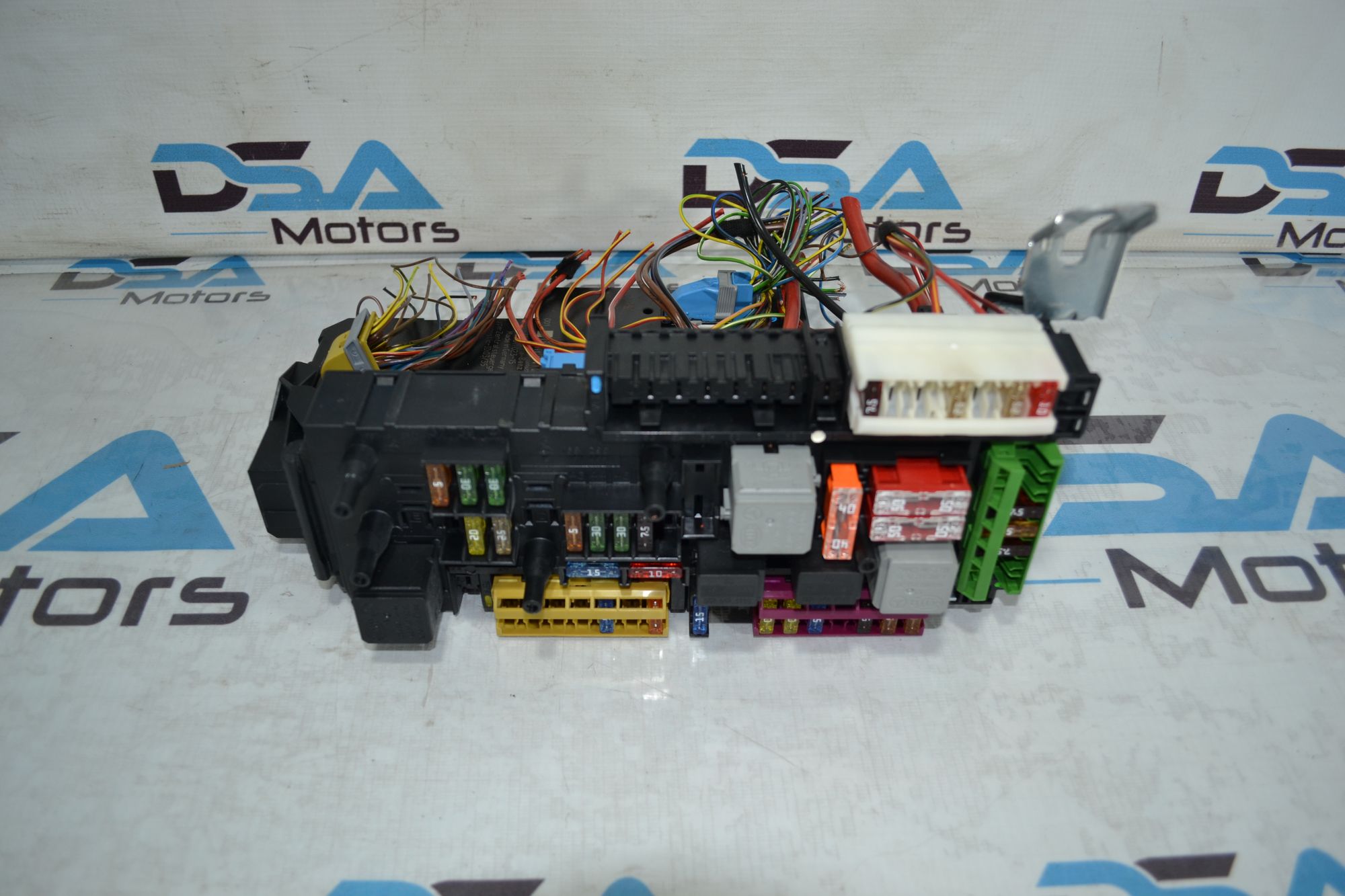 https://ycs.partsauto.market/partsauto-images/thmbs/userImages/b7628e092085f1f91467af1afb6e7630/part/d1bdffe7-2b23-4ccf-a632-f95d18ff51fe_1779111963896.jpg