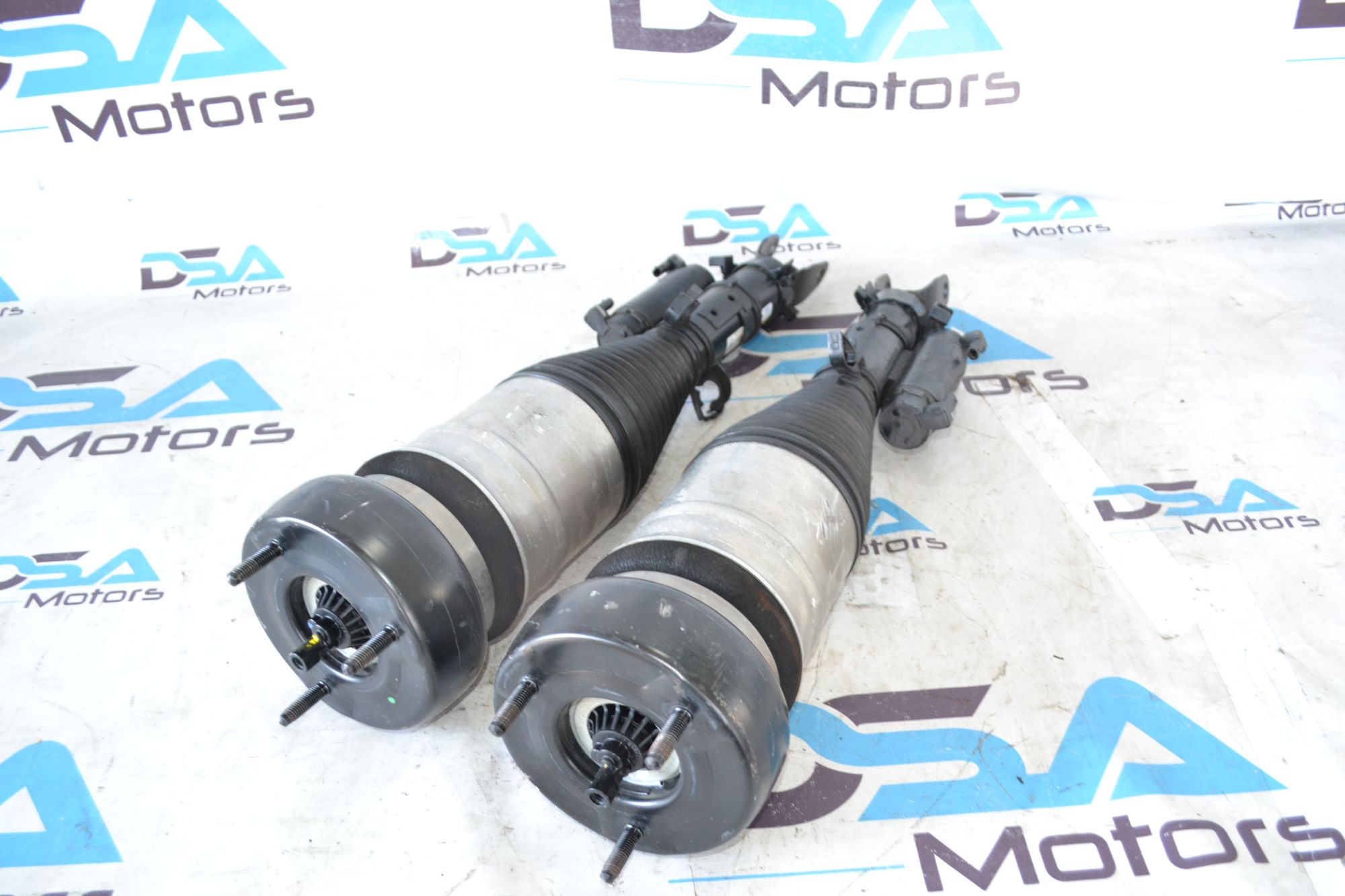 https://ycs.partsauto.market/partsauto-images/thmbs/userImages/b7628e092085f1f91467af1afb6e7630/part/d2507728-7e96-4643-8770-251eaa41ab5c_1785154541699.jpg