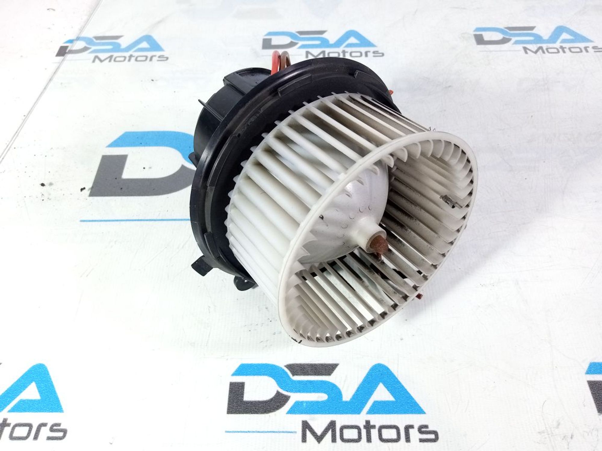 https://ycs.partsauto.market/partsauto-images/thmbs/userImages/b7628e092085f1f91467af1afb6e7630/part/d303fb14-f7fc-47a1-b263-2987224129db_1741598631303.jpg