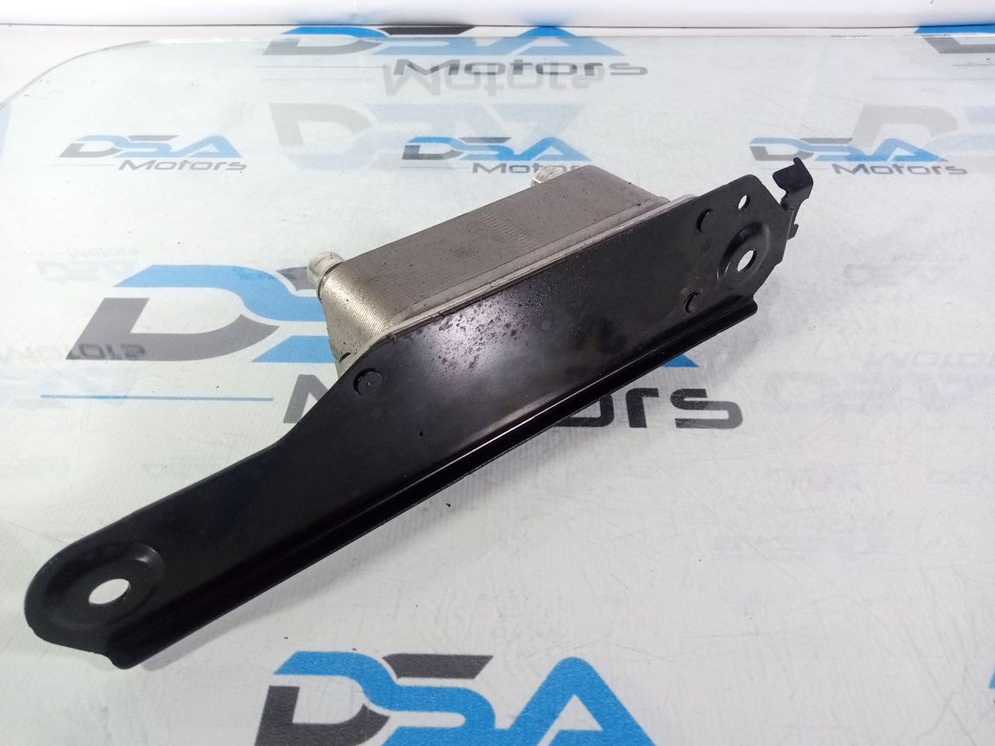 https://ycs.partsauto.market/partsauto-images/thmbs/userImages/b7628e092085f1f91467af1afb6e7630/part/d4643bdb-4b44-4bdc-8fed-074d4960e1e5_1740580846184.jpg