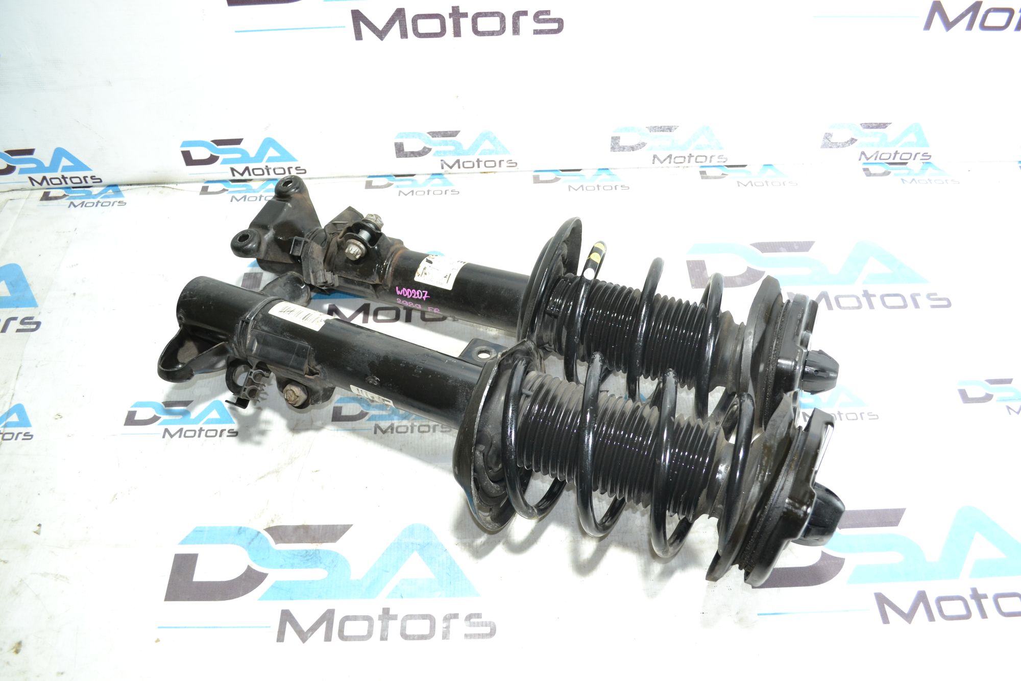 Передние амортизаторы Mercedes W204 Япония, 39900 рублей, Кореновск