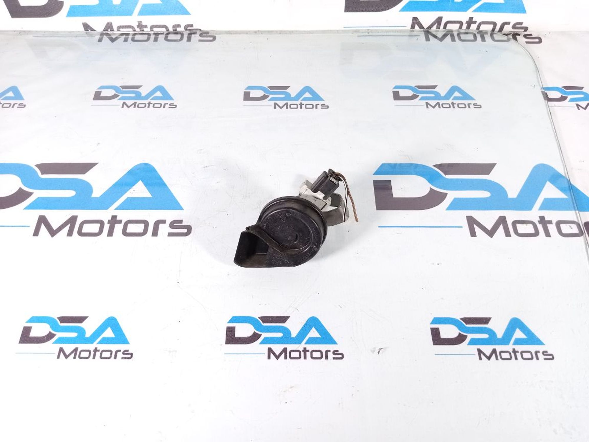 https://ycs.partsauto.market/partsauto-images/thmbs/userImages/b7628e092085f1f91467af1afb6e7630/part/d4e08772-e8c4-4132-b346-e4726c8acb15_1721037555706.jpg