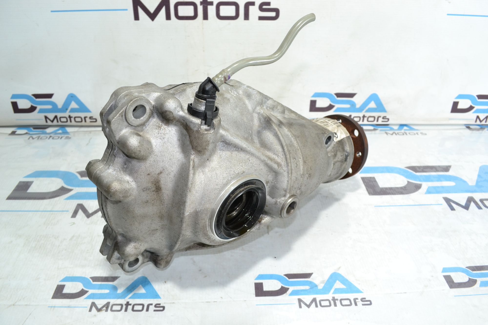 https://ycs.partsauto.market/partsauto-images/thmbs/userImages/b7628e092085f1f91467af1afb6e7630/part/d512d5fe-90d3-4f9f-8154-585707a56c60_1779261670312.jpg