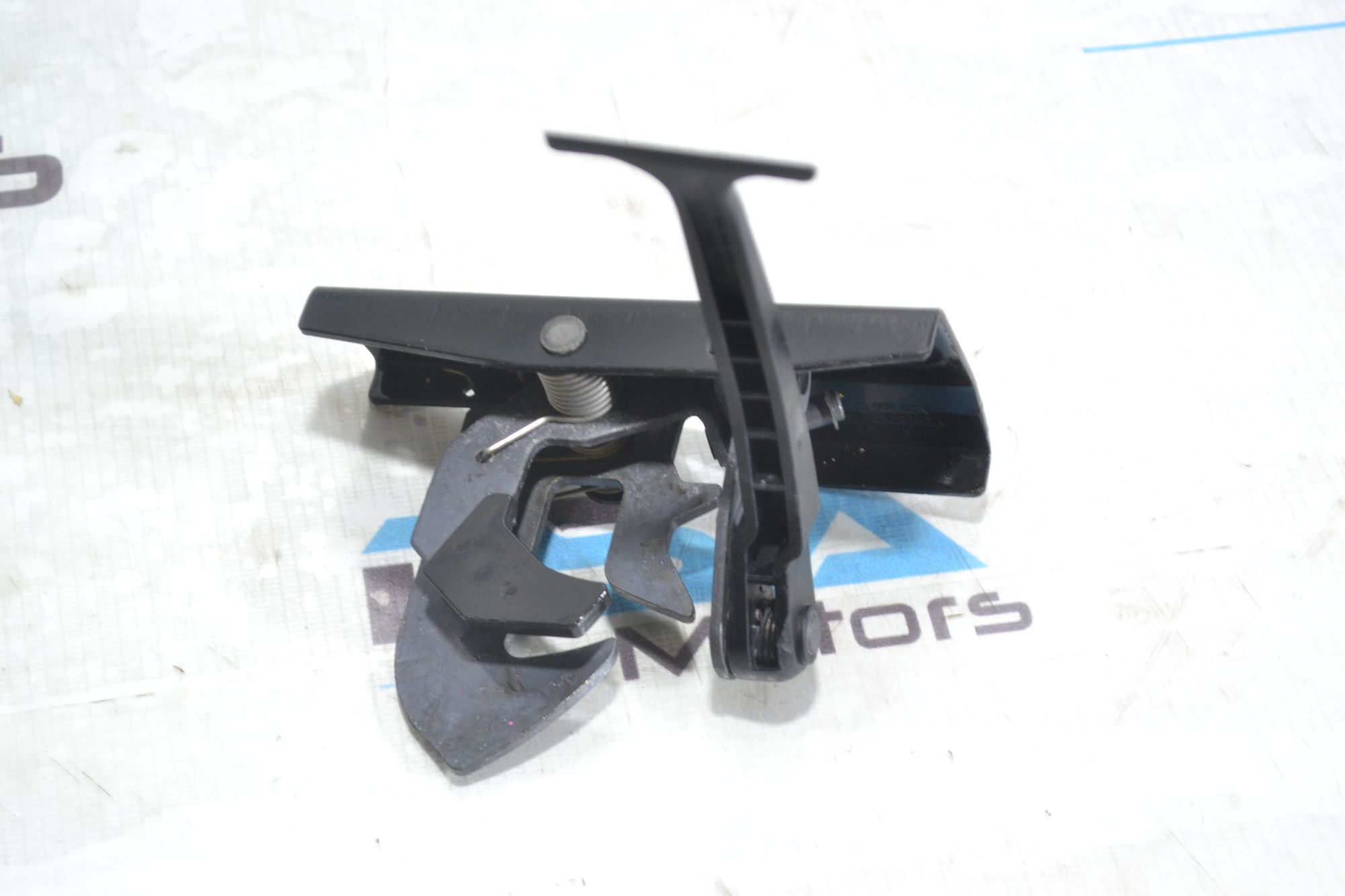 https://ycs.partsauto.market/partsauto-images/thmbs/userImages/b7628e092085f1f91467af1afb6e7630/part/d535e62e-7976-4479-90a0-af4b8a1f79c2_1781004807110.jpg