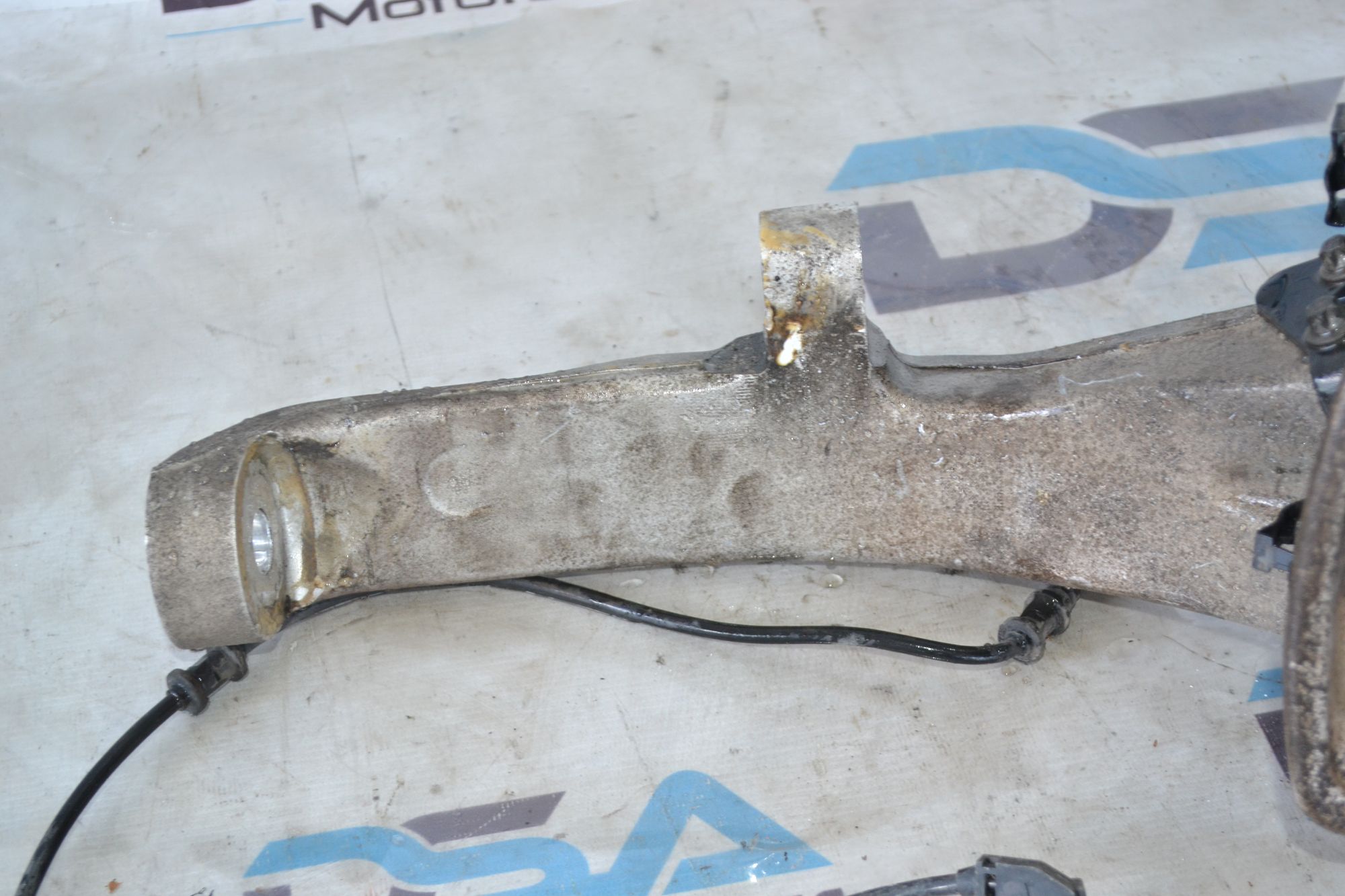 https://ycs.partsauto.market/partsauto-images/thmbs/userImages/b7628e092085f1f91467af1afb6e7630/part/d5783a91-32a4-4561-9493-5bd5c7ea81d7_1785407973233.jpg