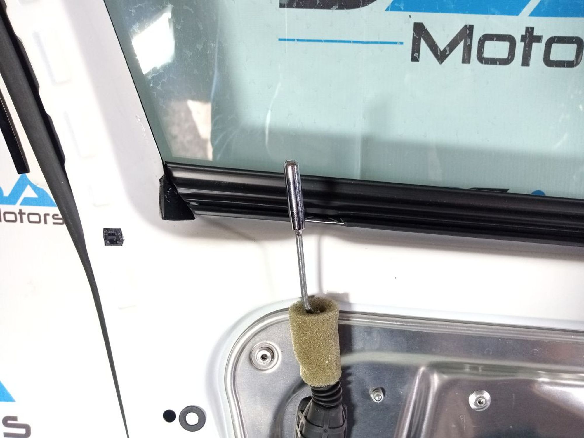 https://ycs.partsauto.market/partsauto-images/thmbs/userImages/b7628e092085f1f91467af1afb6e7630/part/d5bdfe72-2e59-46c6-a18f-7ed723caa302_1741333462847.jpg