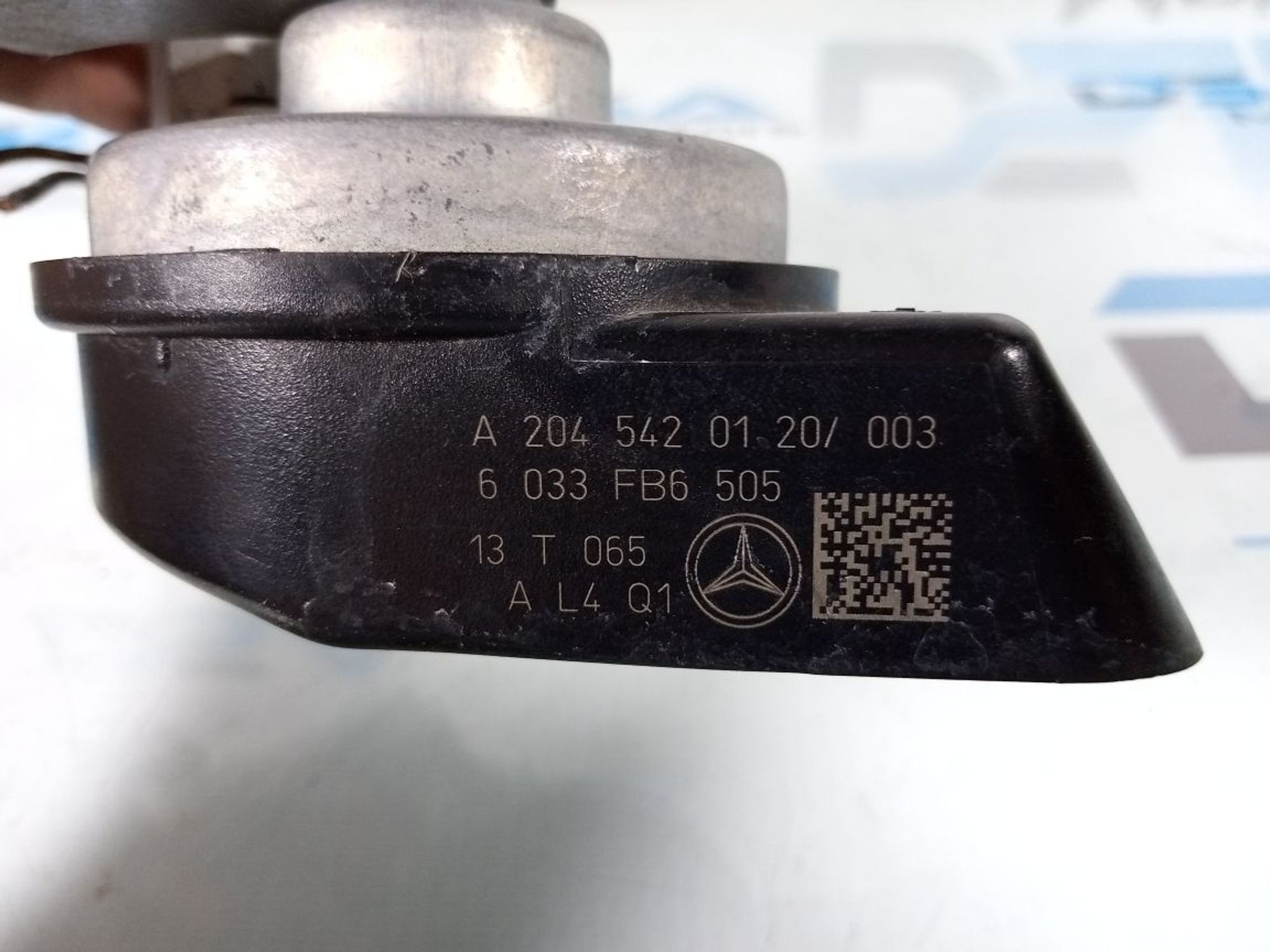 https://ycs.partsauto.market/partsauto-images/thmbs/userImages/b7628e092085f1f91467af1afb6e7630/part/d653021a-6e55-4a4b-a753-9c7ab8e4dffb_1721037565631.jpg