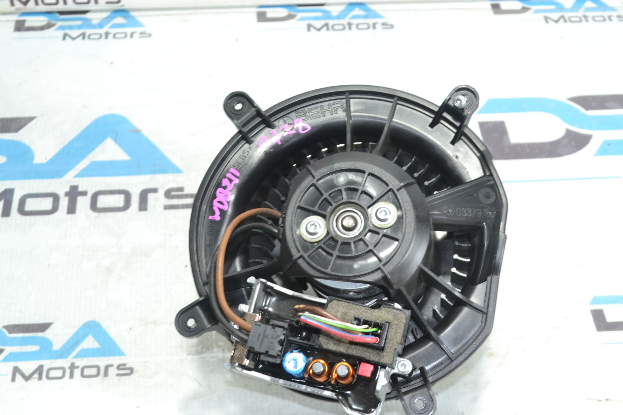 https://ycs.partsauto.market/partsauto-images/thmbs/userImages/b7628e092085f1f91467af1afb6e7630/part/d6622243-fef3-4604-a8f3-4f64aebbb25e_1781093986176.jpg