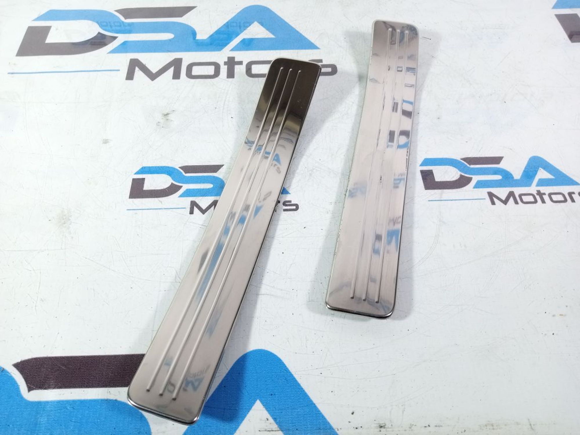 https://ycs.partsauto.market/partsauto-images/thmbs/userImages/b7628e092085f1f91467af1afb6e7630/part/d7436a04-cce0-4094-a974-19cbe5fe073a_1737017130197.jpg