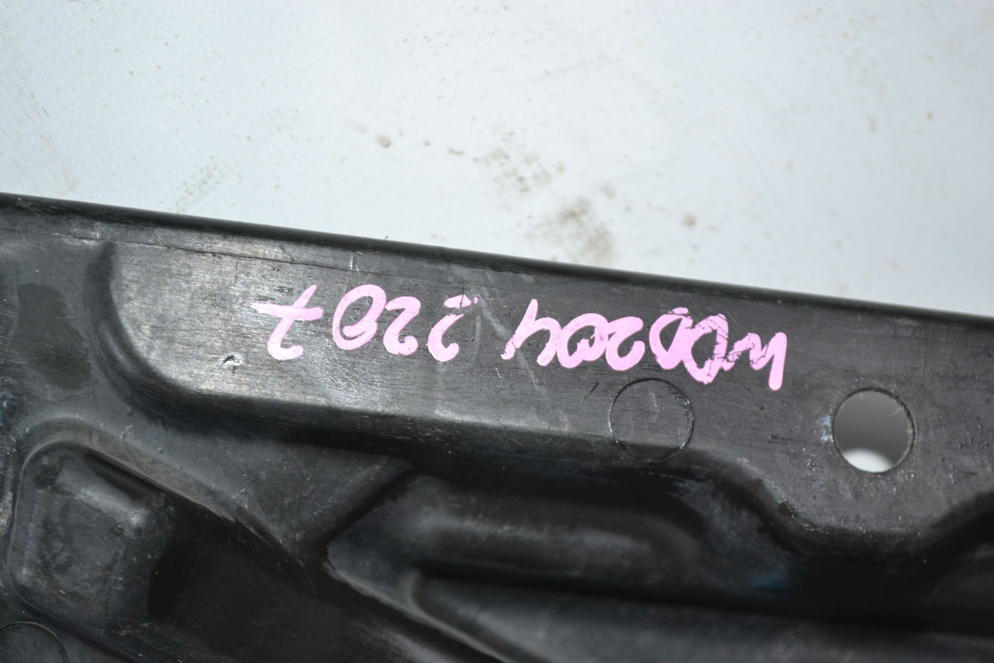 https://ycs.partsauto.market/partsauto-images/thmbs/userImages/b7628e092085f1f91467af1afb6e7630/part/d89b35e1-d4b4-4135-b222-60a162212825_1784890042342.jpg