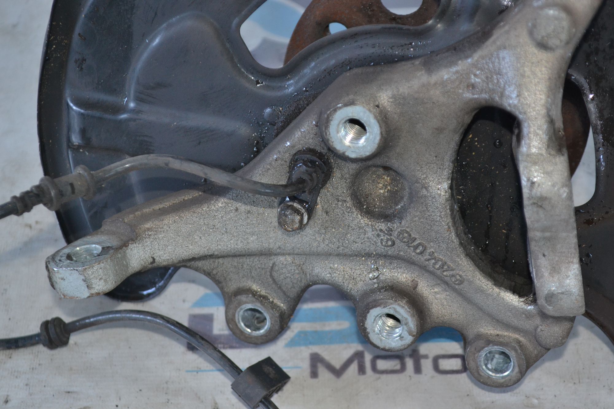 https://ycs.partsauto.market/partsauto-images/thmbs/userImages/b7628e092085f1f91467af1afb6e7630/part/d8c1e62b-244c-483f-801e-d313ef381422_1785399136025.jpg