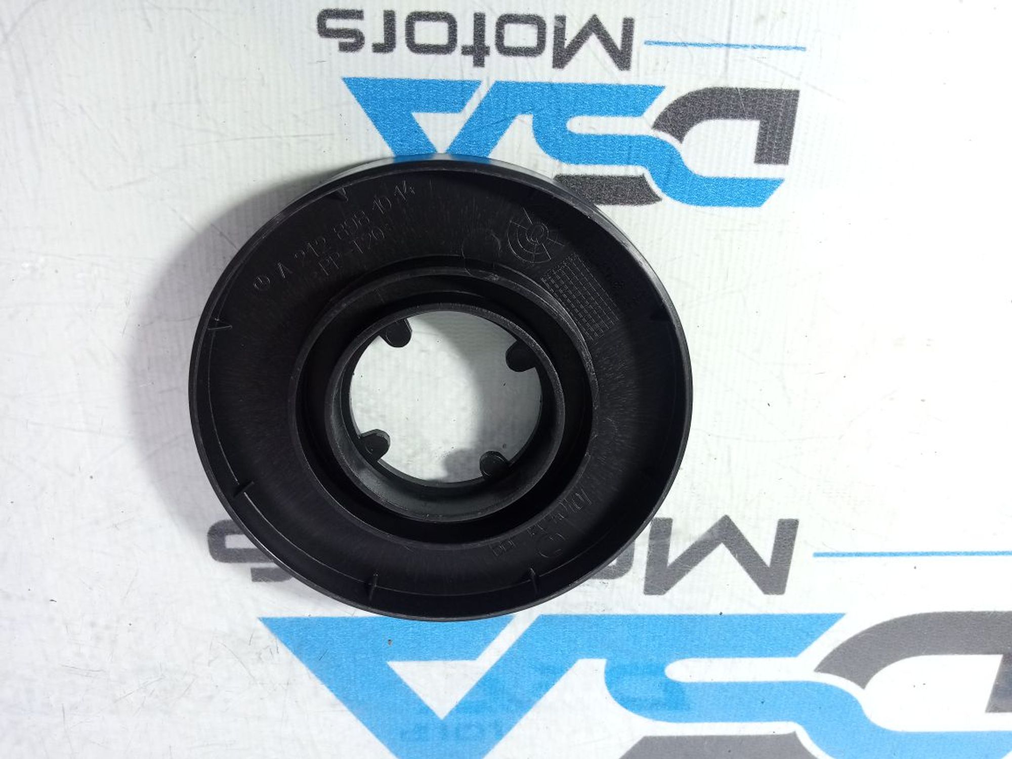 https://ycs.partsauto.market/partsauto-images/thmbs/userImages/b7628e092085f1f91467af1afb6e7630/part/d9089674-85b8-4dd2-9760-98abfa0dbf77_1740751178674.jpg