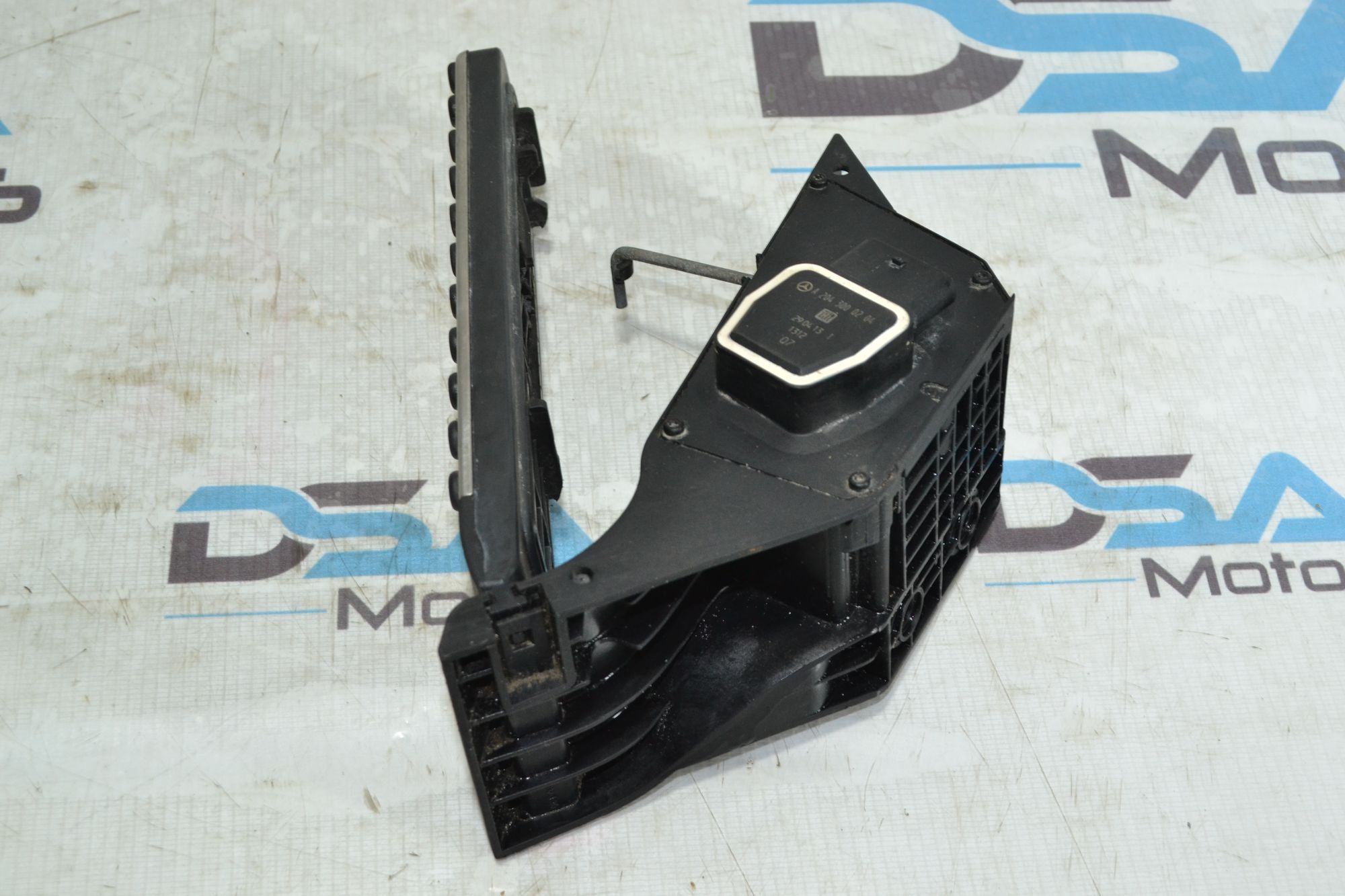 Педаль газа оригинал Mercedes W204/W207/W212 из Японии, 2900 рублей, Кореновск