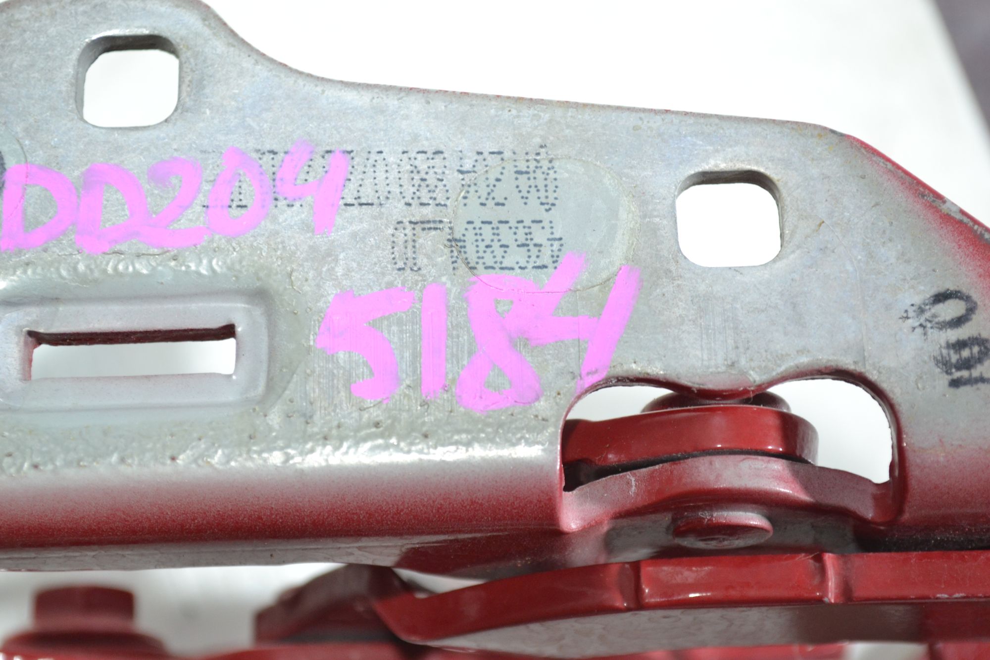 https://ycs.partsauto.market/partsauto-images/thmbs/userImages/b7628e092085f1f91467af1afb6e7630/part/d923a5fe-781d-4184-b6e3-30f4925d6feb_1780396077158.jpg