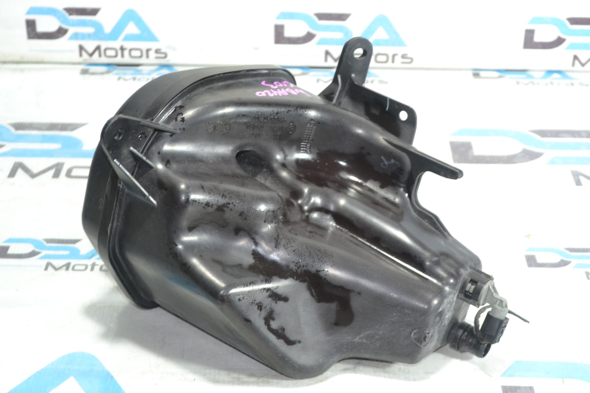 https://ycs.partsauto.market/partsauto-images/thmbs/userImages/b7628e092085f1f91467af1afb6e7630/part/da565438-a43a-4f3d-aefa-2257ddfd7556_1781010872243.jpg