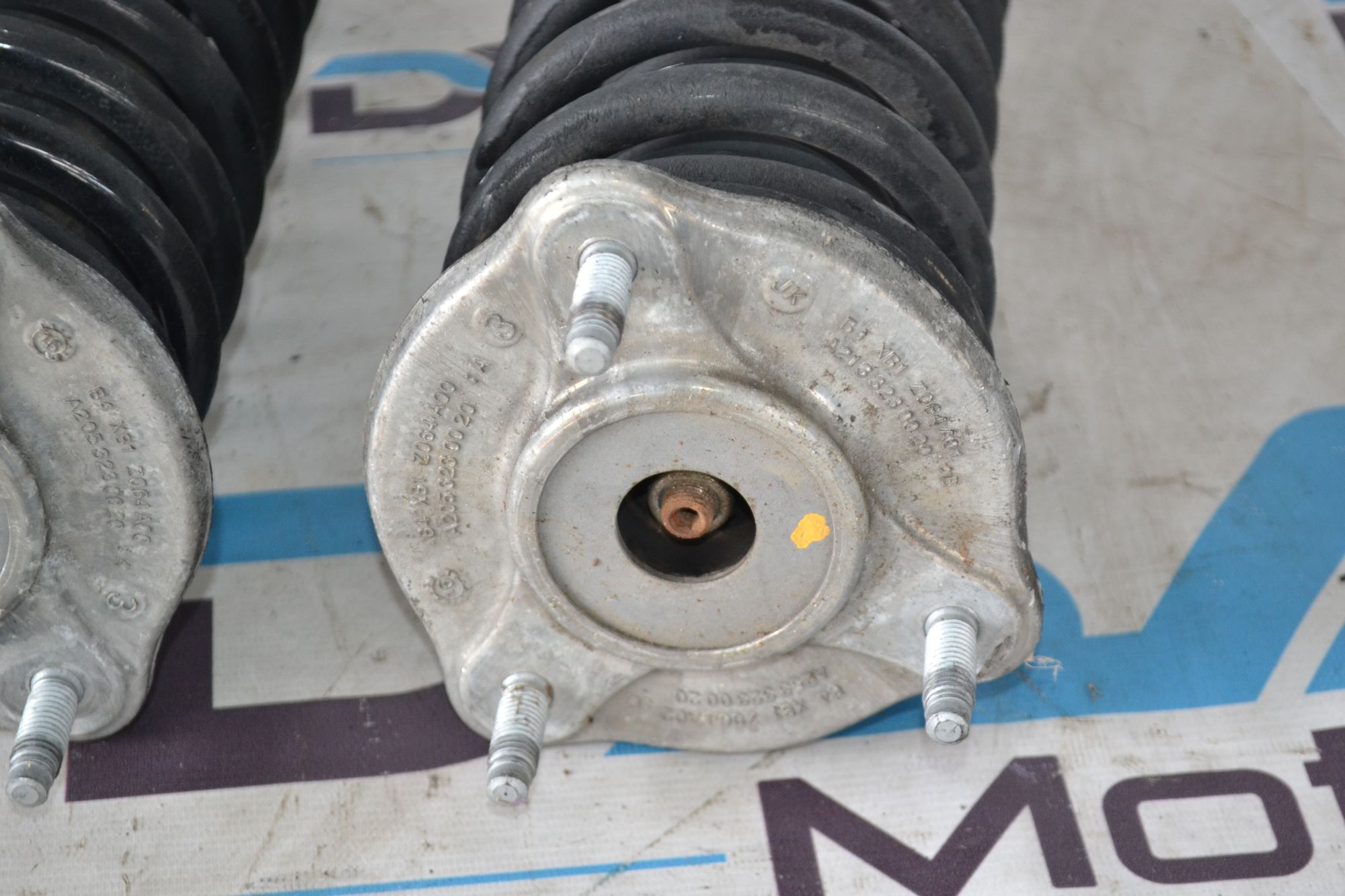 https://ycs.partsauto.market/partsauto-images/thmbs/userImages/b7628e092085f1f91467af1afb6e7630/part/da7fd8dc-ae2b-45c1-9496-12741734328b_1785141583111.jpg