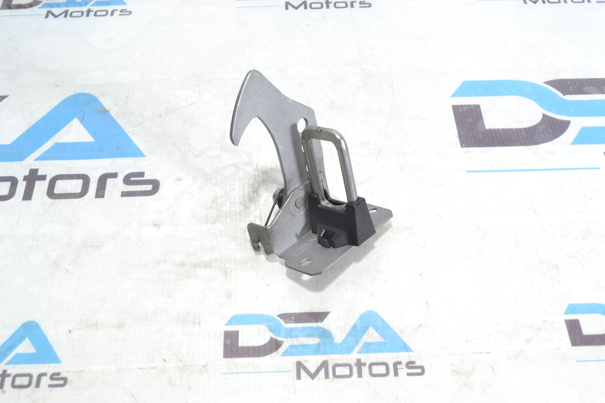 https://ycs.partsauto.market/partsauto-images/thmbs/userImages/b7628e092085f1f91467af1afb6e7630/part/da9dd182-79c4-4d93-aa00-d77902c4f593_1781155919222.jpg