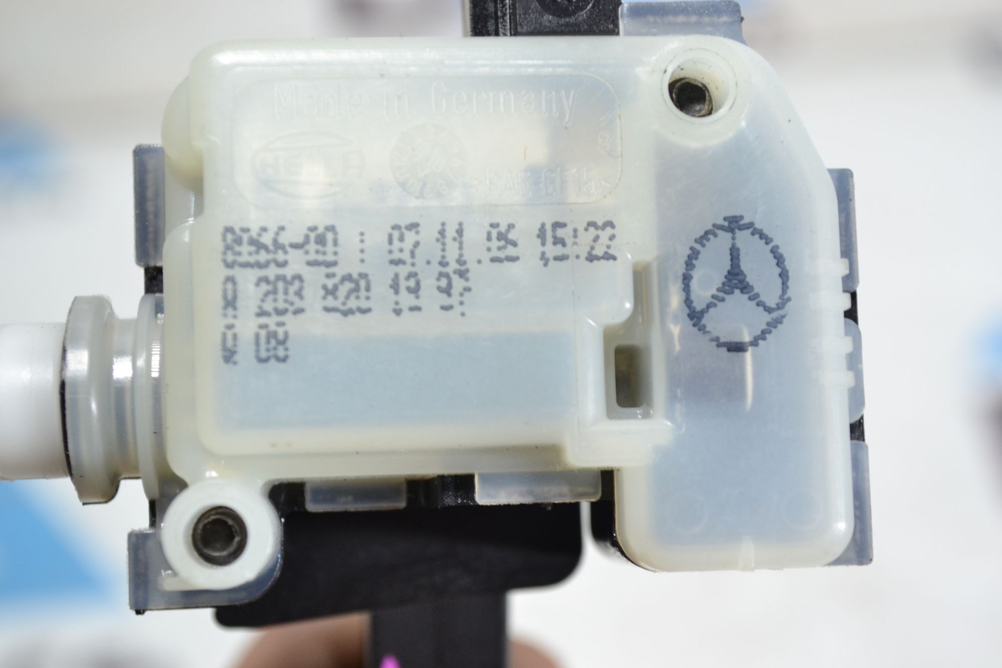 https://ycs.partsauto.market/partsauto-images/thmbs/userImages/b7628e092085f1f91467af1afb6e7630/part/dad7d5c5-800e-4a63-b2c6-15a6c9a1a181_1779715433132.jpg