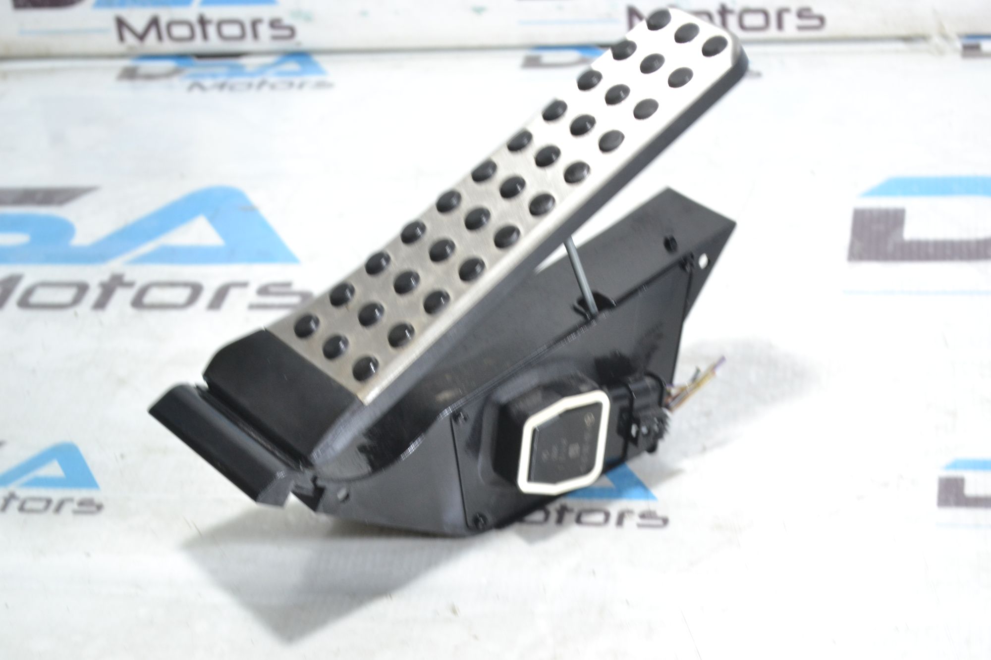 https://ycs.partsauto.market/partsauto-images/thmbs/userImages/b7628e092085f1f91467af1afb6e7630/part/daef75e6-e415-47bb-9acf-8fca9bab2223_1780924836048.jpg