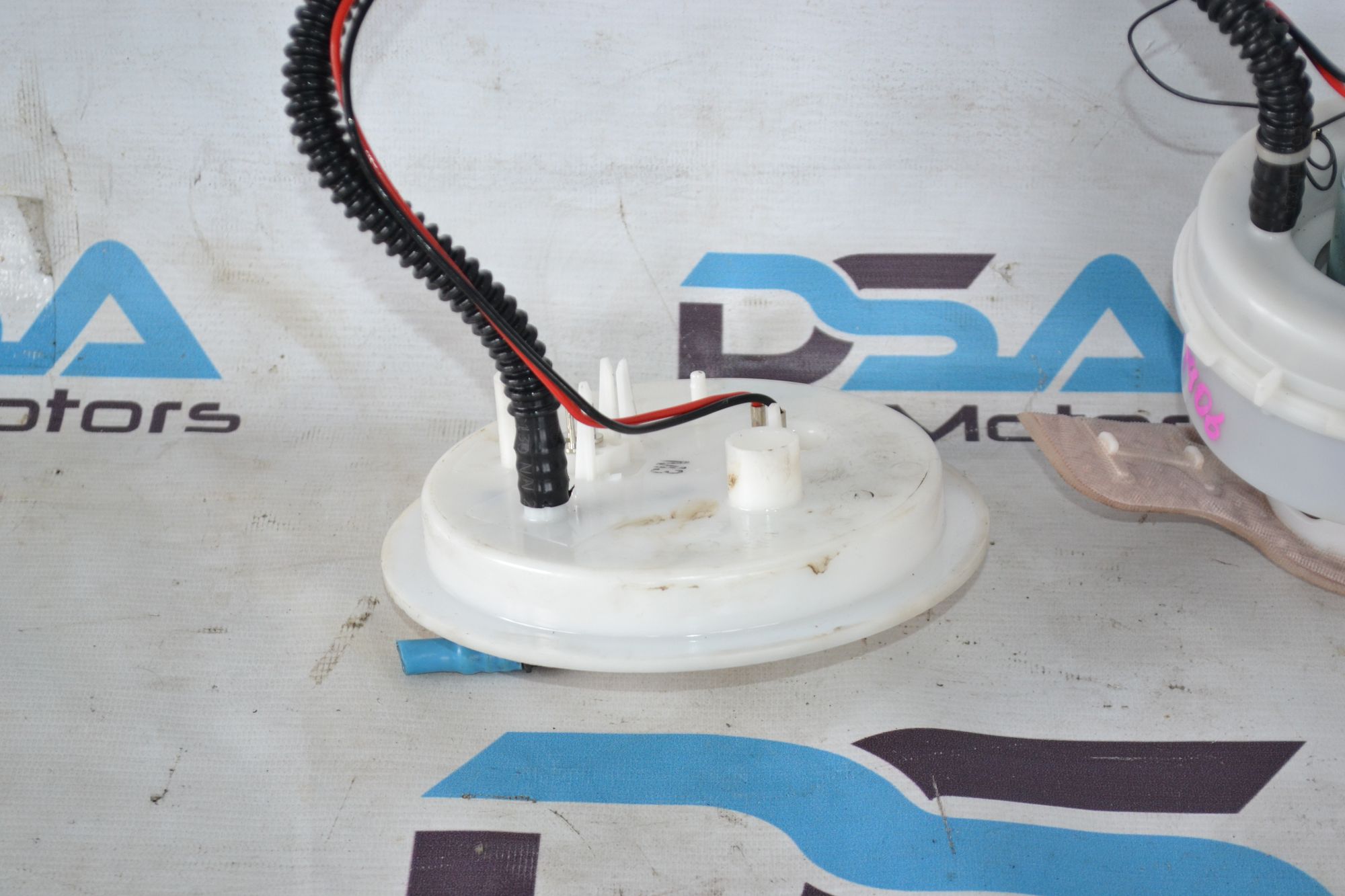 https://ycs.partsauto.market/partsauto-images/thmbs/userImages/b7628e092085f1f91467af1afb6e7630/part/db3d4b91-4ccf-4bb3-851b-17e1028a006a_1784960784927.jpg