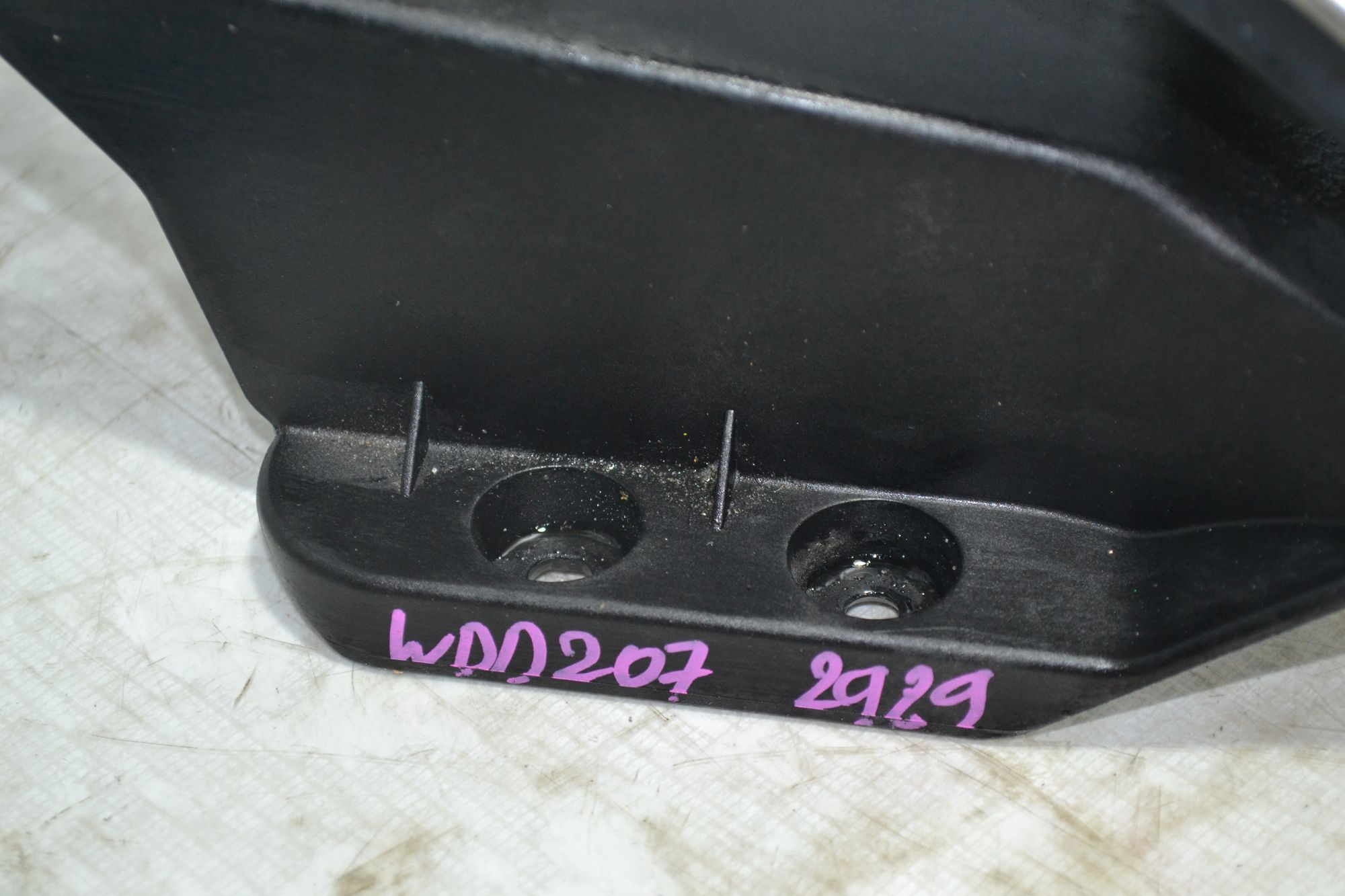 https://ycs.partsauto.market/partsauto-images/thmbs/userImages/b7628e092085f1f91467af1afb6e7630/part/db8b9112-674b-4712-a562-b9e87831e31c_1785309864654.jpg