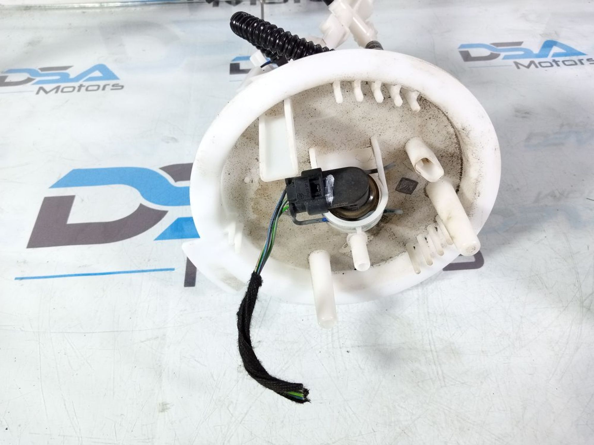 https://ycs.partsauto.market/partsauto-images/thmbs/userImages/b7628e092085f1f91467af1afb6e7630/part/dbd31fb3-e1b2-4578-af58-2fed9db23a3e_1737108271089.jpg