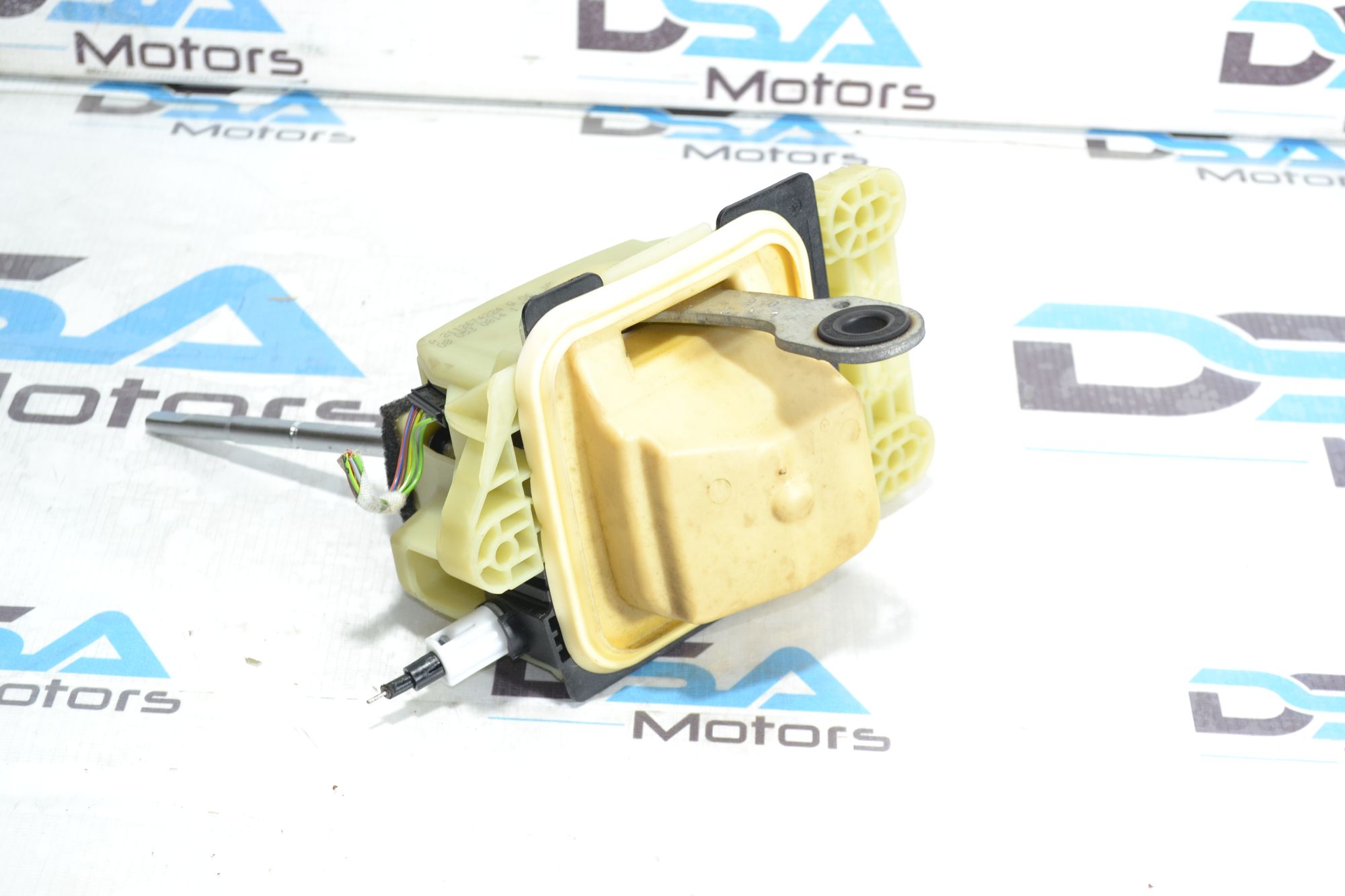 https://ycs.partsauto.market/partsauto-images/thmbs/userImages/b7628e092085f1f91467af1afb6e7630/part/dc520e0f-254d-40cd-8214-1b940819c823_1780382421589.jpg