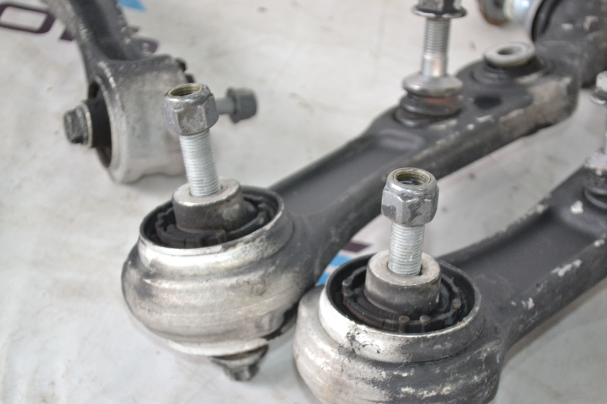 https://ycs.partsauto.market/partsauto-images/thmbs/userImages/b7628e092085f1f91467af1afb6e7630/part/dd1d5fd2-6c04-4e9a-a3c9-f036e82927e9_1785150085334.jpg