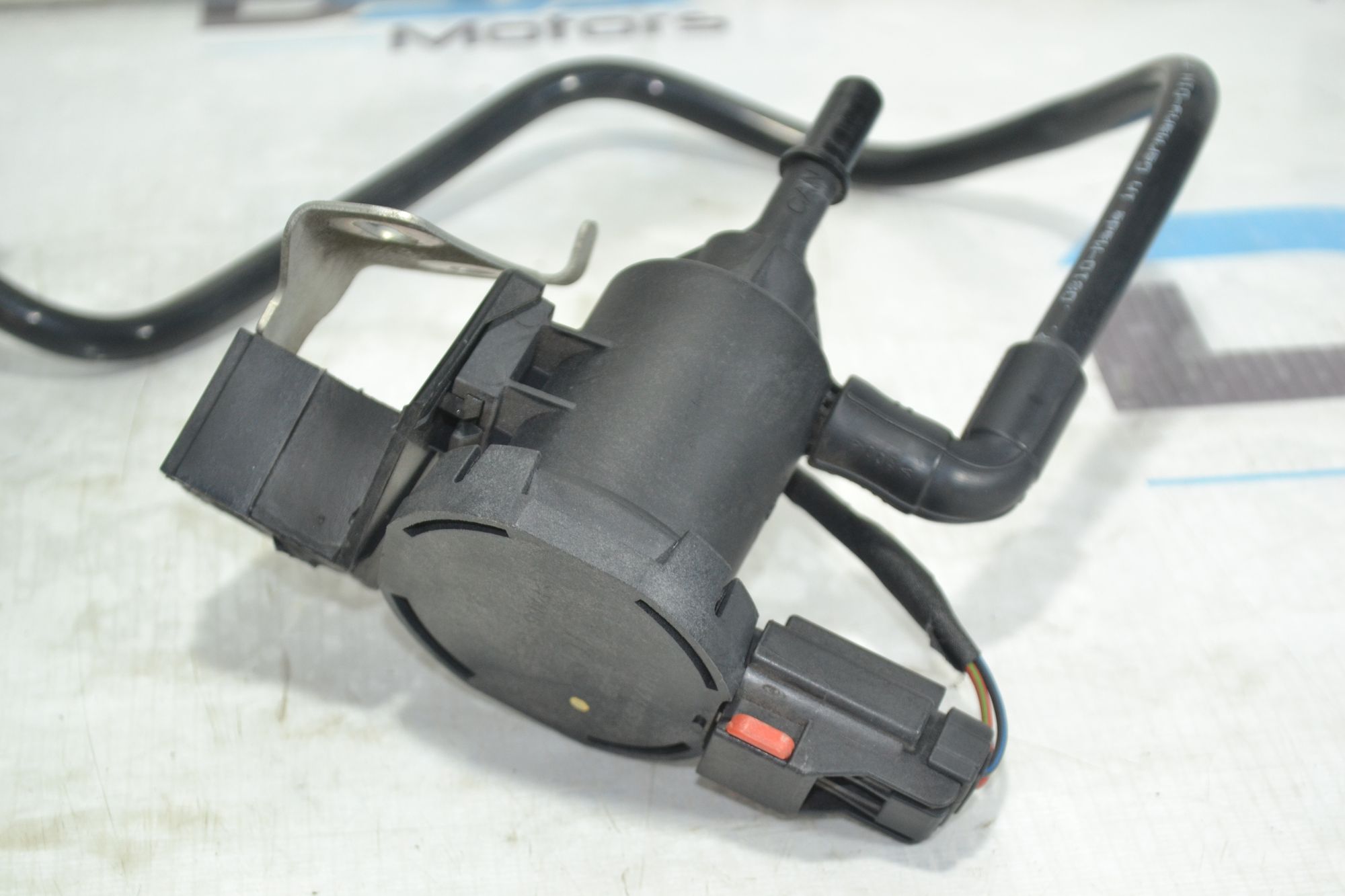 https://ycs.partsauto.market/partsauto-images/thmbs/userImages/b7628e092085f1f91467af1afb6e7630/part/dd6d4b2a-3d74-4ff8-a01f-456da047a2eb_1781252352494.jpg