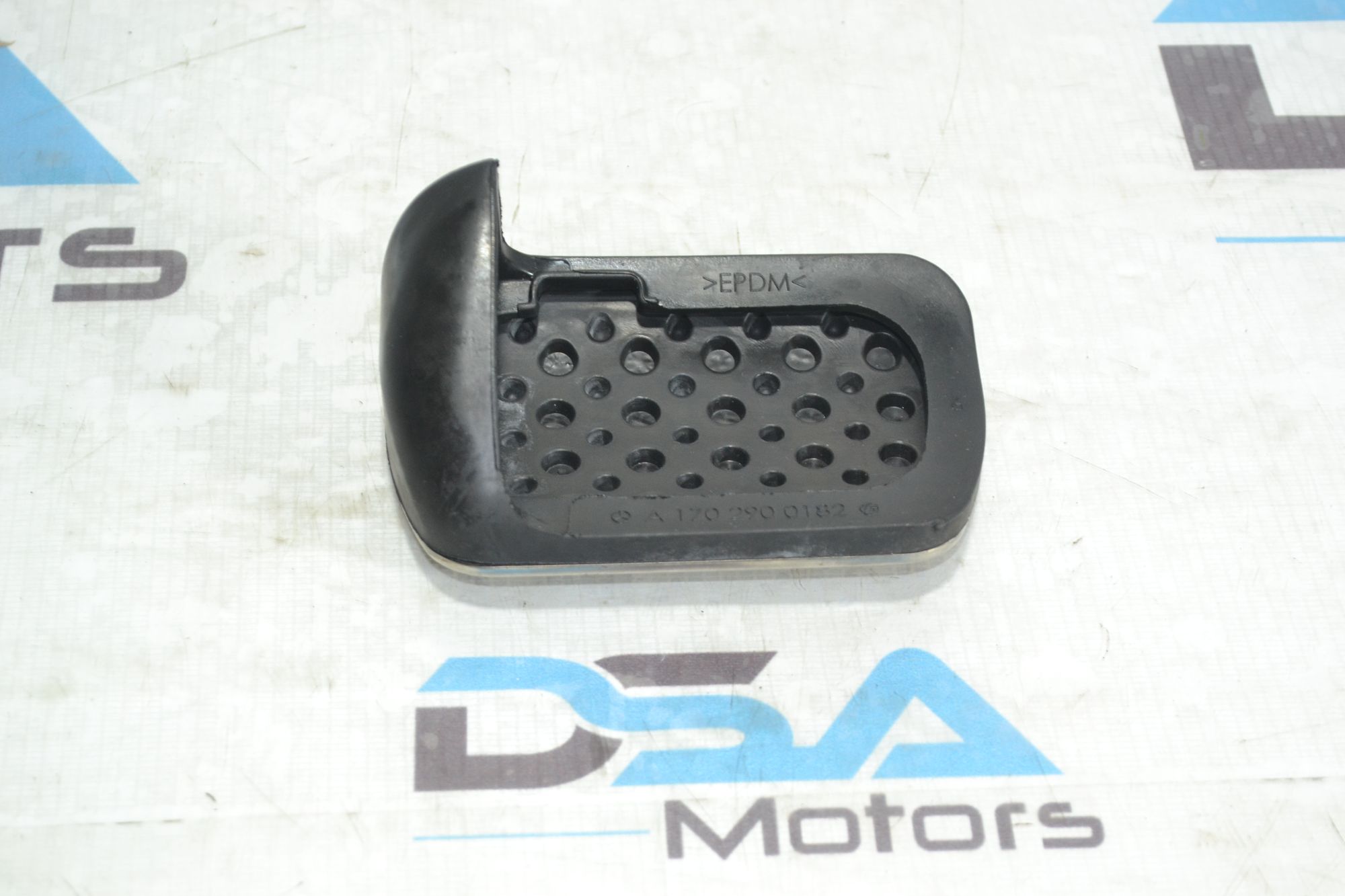 https://ycs.partsauto.market/partsauto-images/thmbs/userImages/b7628e092085f1f91467af1afb6e7630/part/de527150-2e1c-46ff-afa8-c9582ada6299_1781243552887.jpg