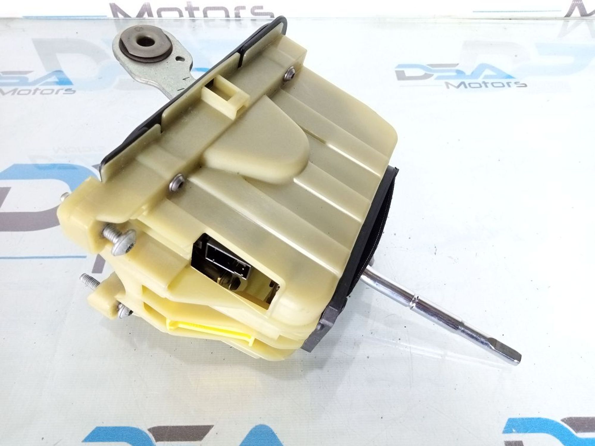 https://ycs.partsauto.market/partsauto-images/thmbs/userImages/b7628e092085f1f91467af1afb6e7630/part/de52dca9-c834-4cf6-9605-ae8946948d3f_1733848554090.jpg