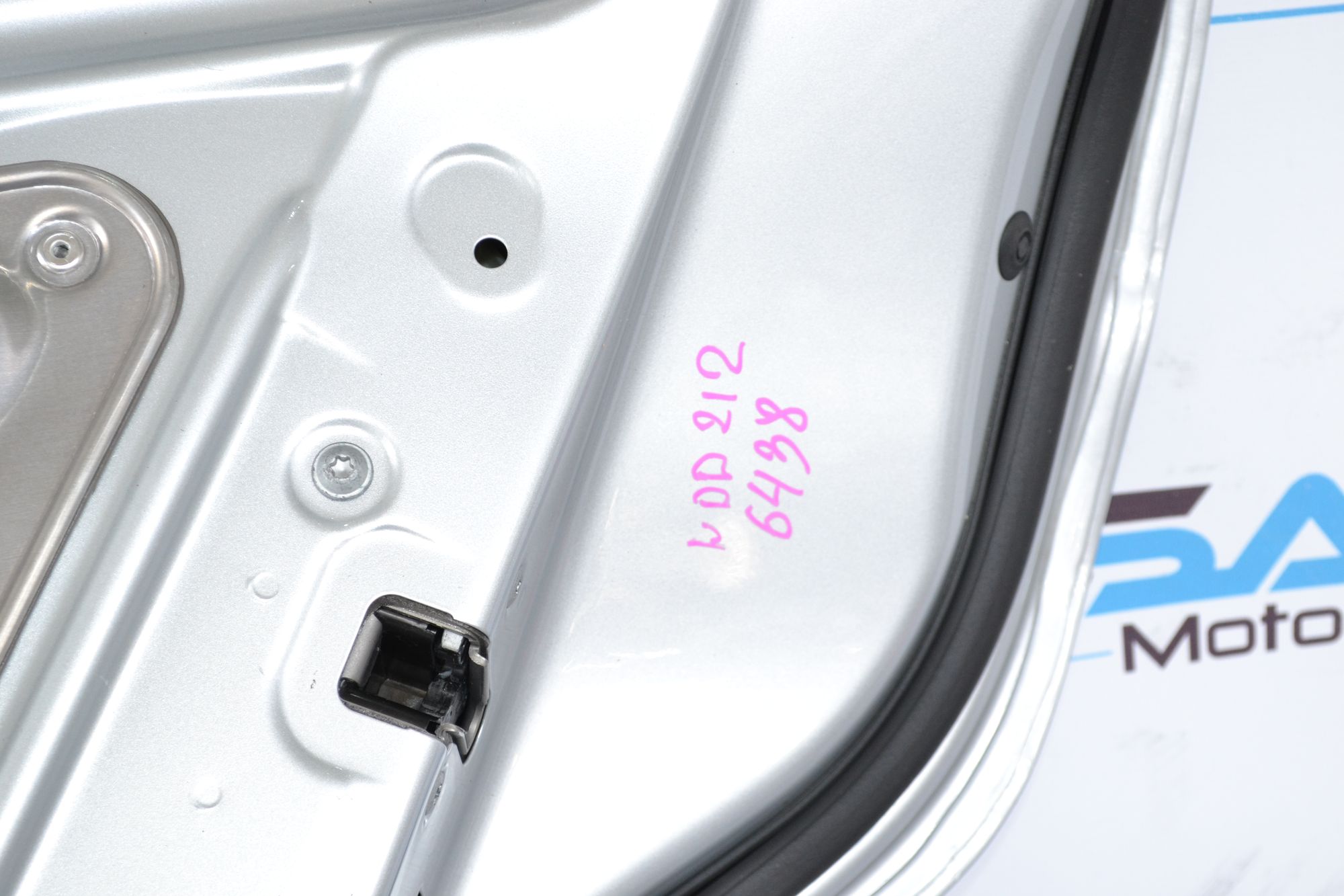 https://ycs.partsauto.market/partsauto-images/thmbs/userImages/b7628e092085f1f91467af1afb6e7630/part/de774e7e-3c0a-4fbd-ab1f-df9102e0eeb5_1783330216730.jpg