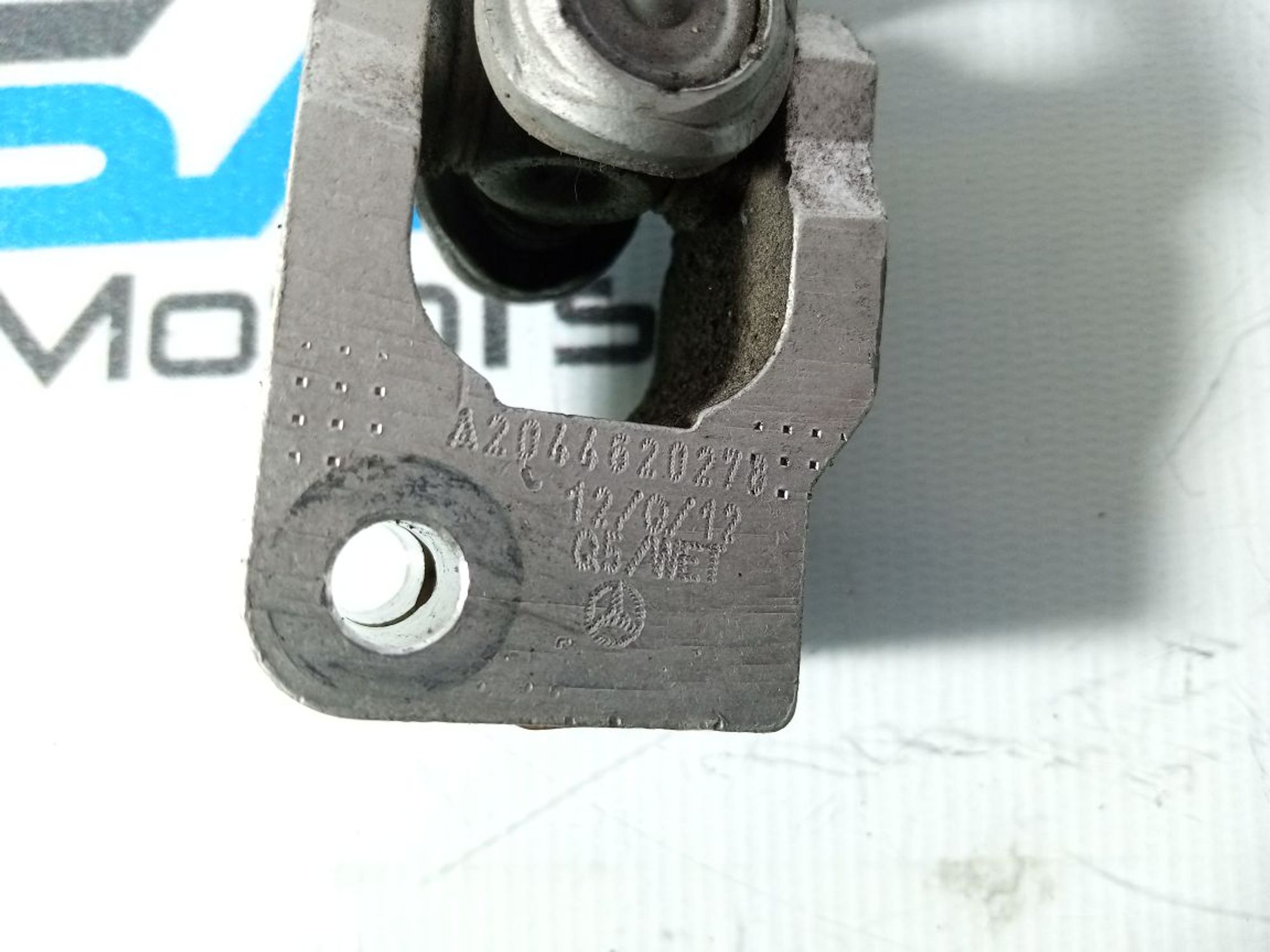 https://ycs.partsauto.market/partsauto-images/thmbs/userImages/b7628e092085f1f91467af1afb6e7630/part/de91cec3-8c0e-4277-875c-8d9413c6fdaf_1740751648785.jpg