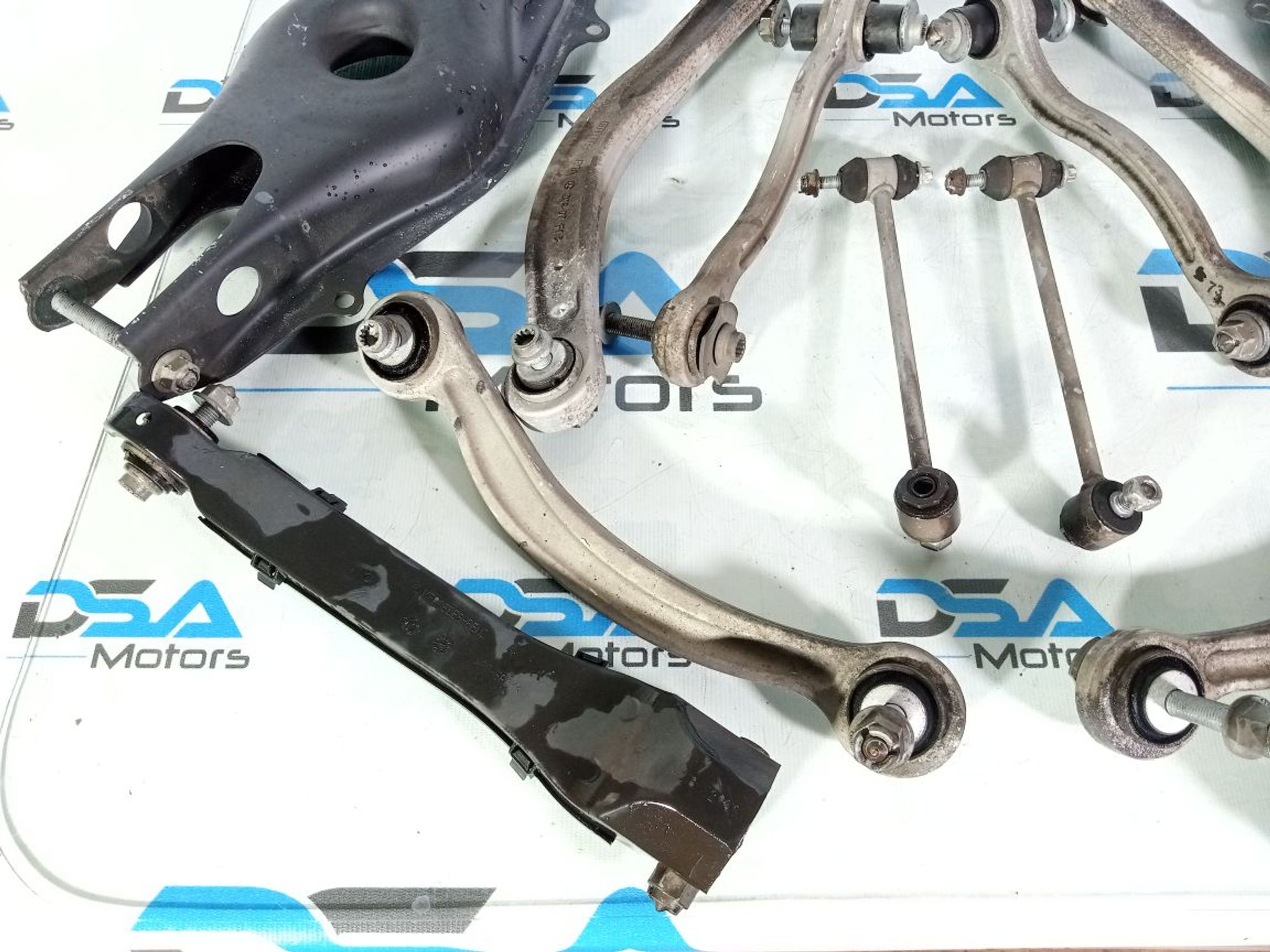 https://ycs.partsauto.market/partsauto-images/thmbs/userImages/b7628e092085f1f91467af1afb6e7630/part/dec136e8-0f78-4d8e-94d5-afdf09bdb86f_1740904910666.jpg