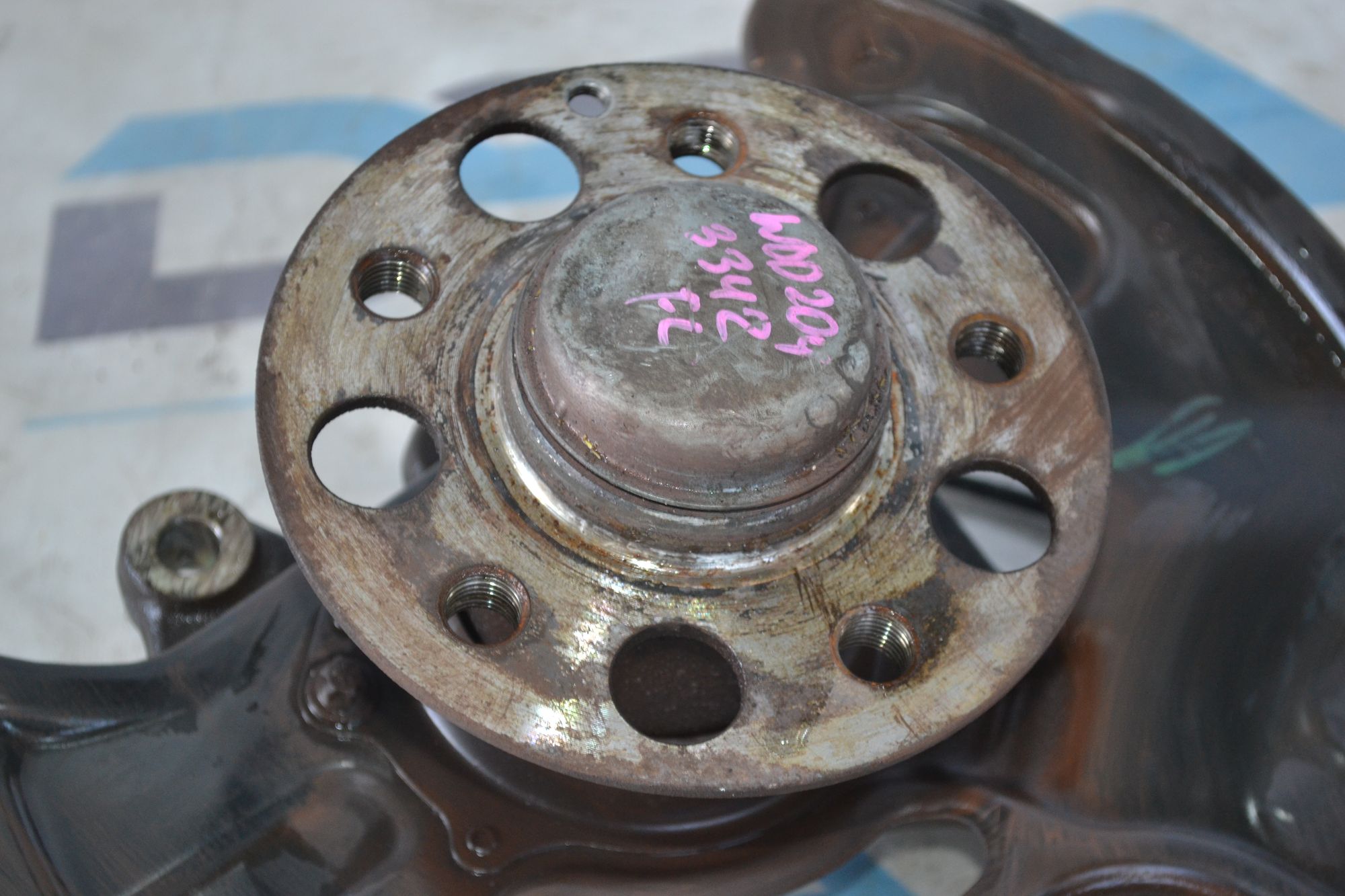 https://ycs.partsauto.market/partsauto-images/thmbs/userImages/b7628e092085f1f91467af1afb6e7630/part/dedad11b-b14e-4cc8-a6b8-30d5b0c277b1_1785407079627.jpg