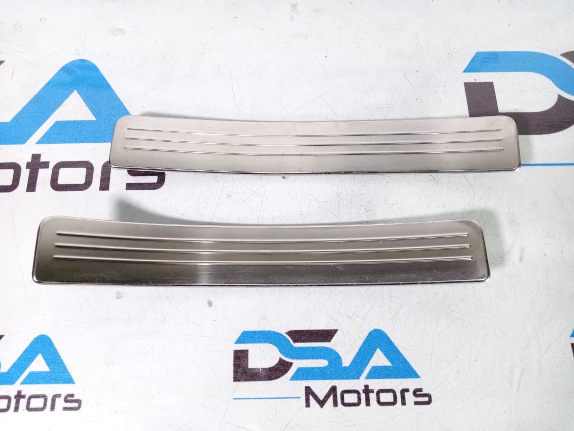 https://ycs.partsauto.market/partsauto-images/thmbs/userImages/b7628e092085f1f91467af1afb6e7630/part/dee00507-402d-4263-8578-817d4a28cdda_1735287904740.jpg