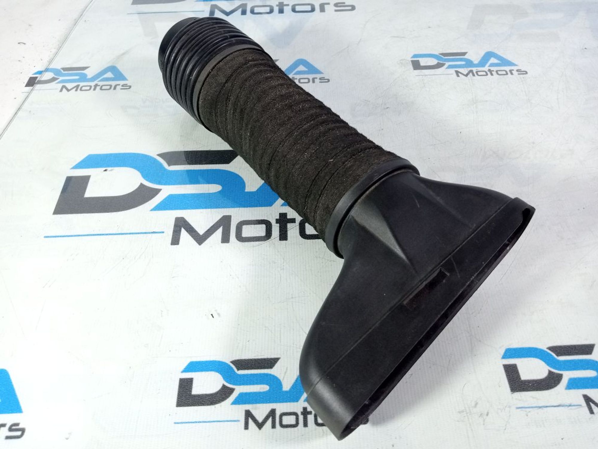 https://ycs.partsauto.market/partsauto-images/thmbs/userImages/b7628e092085f1f91467af1afb6e7630/part/df7d364f-8f56-4575-9c6d-fe2ba65cfaae_1741598459209.jpg
