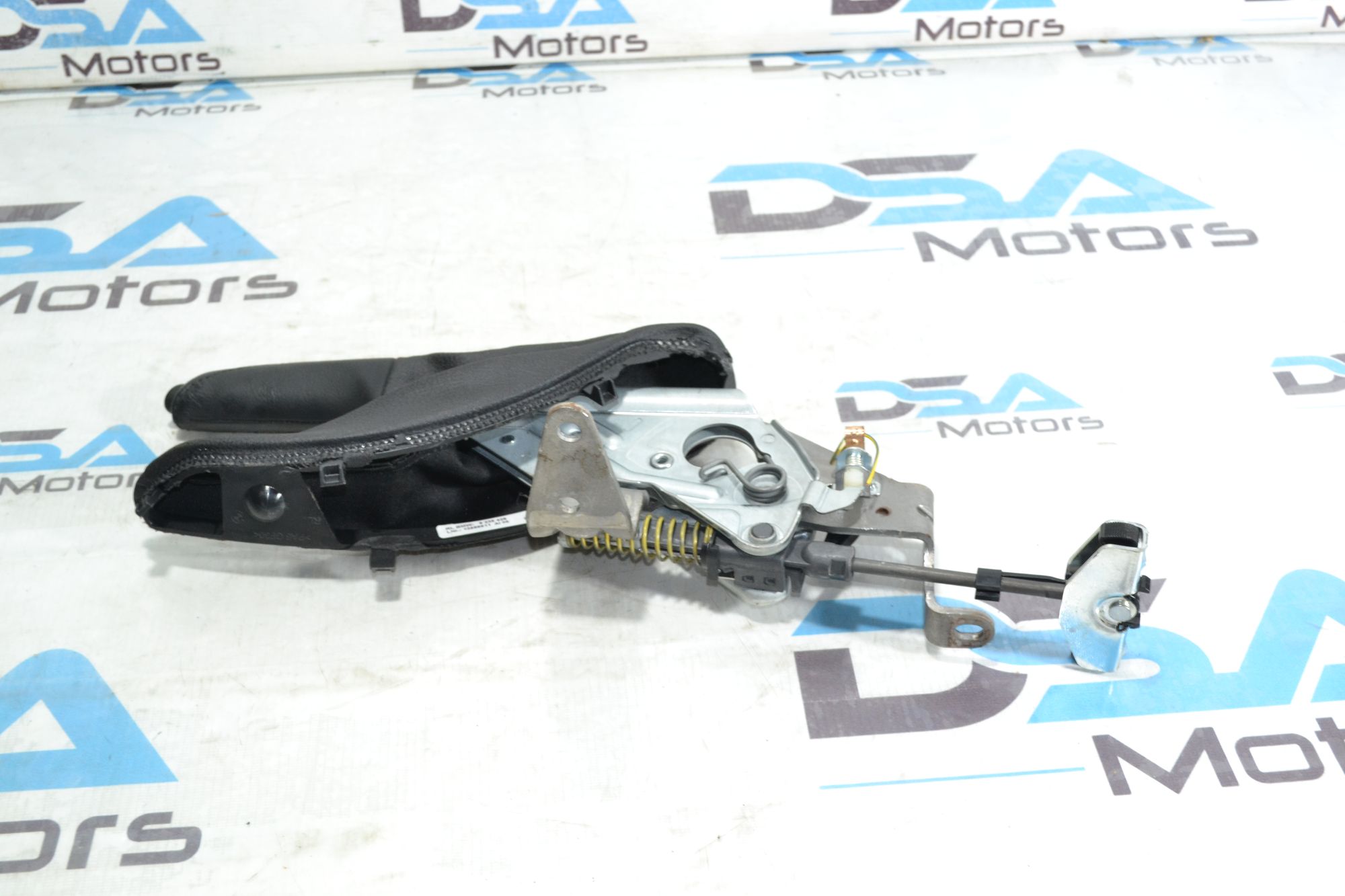 https://ycs.partsauto.market/partsauto-images/thmbs/userImages/b7628e092085f1f91467af1afb6e7630/part/df96b933-4a9c-4067-a220-9ba9cce828f4_1780405232458.jpg