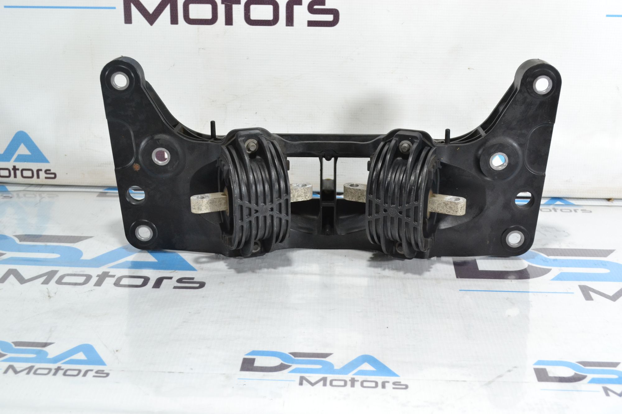 Подушка крепления КПП  оригинал BMW F10/F11/F07/F01/F02  из Японии, 4900 рублей, Кореновск