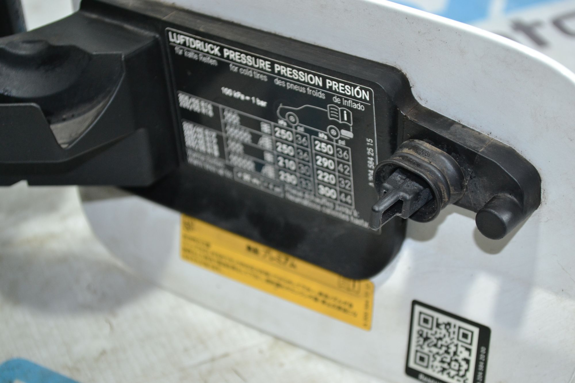 https://ycs.partsauto.market/partsauto-images/thmbs/userImages/b7628e092085f1f91467af1afb6e7630/part/e01623f1-f9a2-40fc-b8b6-ec5505b11bd6_1784032212347.jpg