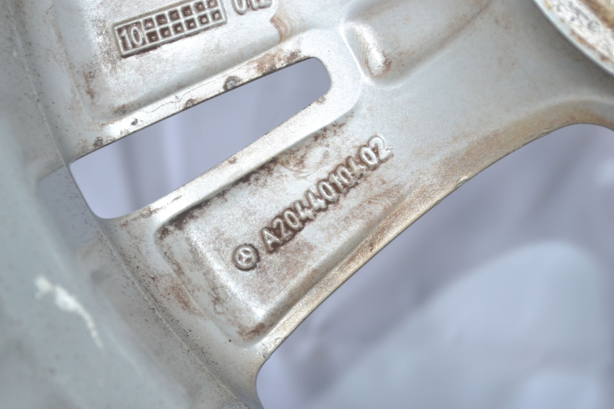 https://ycs.partsauto.market/partsauto-images/thmbs/userImages/b7628e092085f1f91467af1afb6e7630/part/e01d2551-c635-40a1-b808-aebcf717f650_1781078375881.jpg