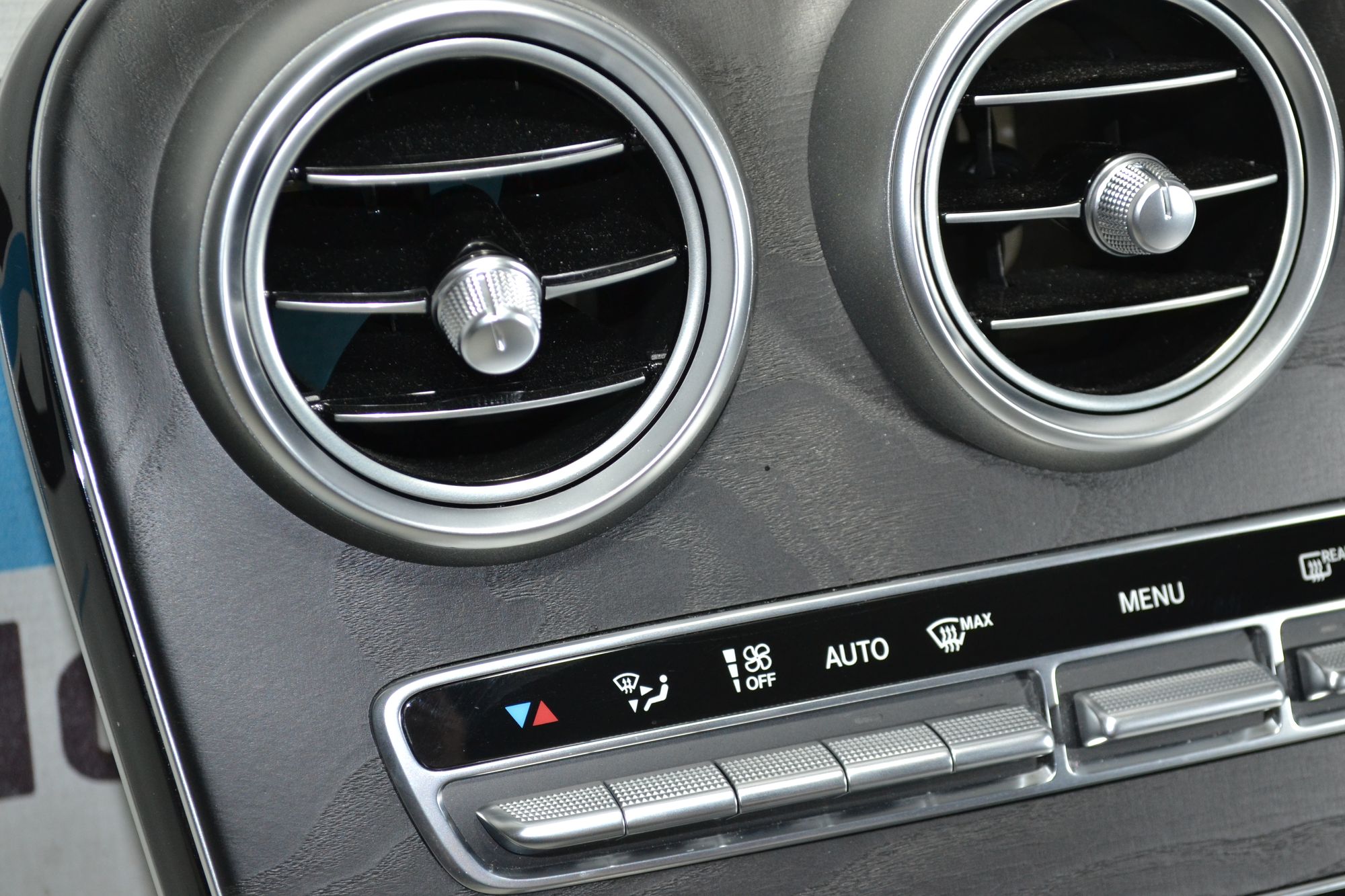 https://ycs.partsauto.market/partsauto-images/thmbs/userImages/b7628e092085f1f91467af1afb6e7630/part/e02496f5-9884-4de4-aacb-15510ca34b39_1784097919487.jpg